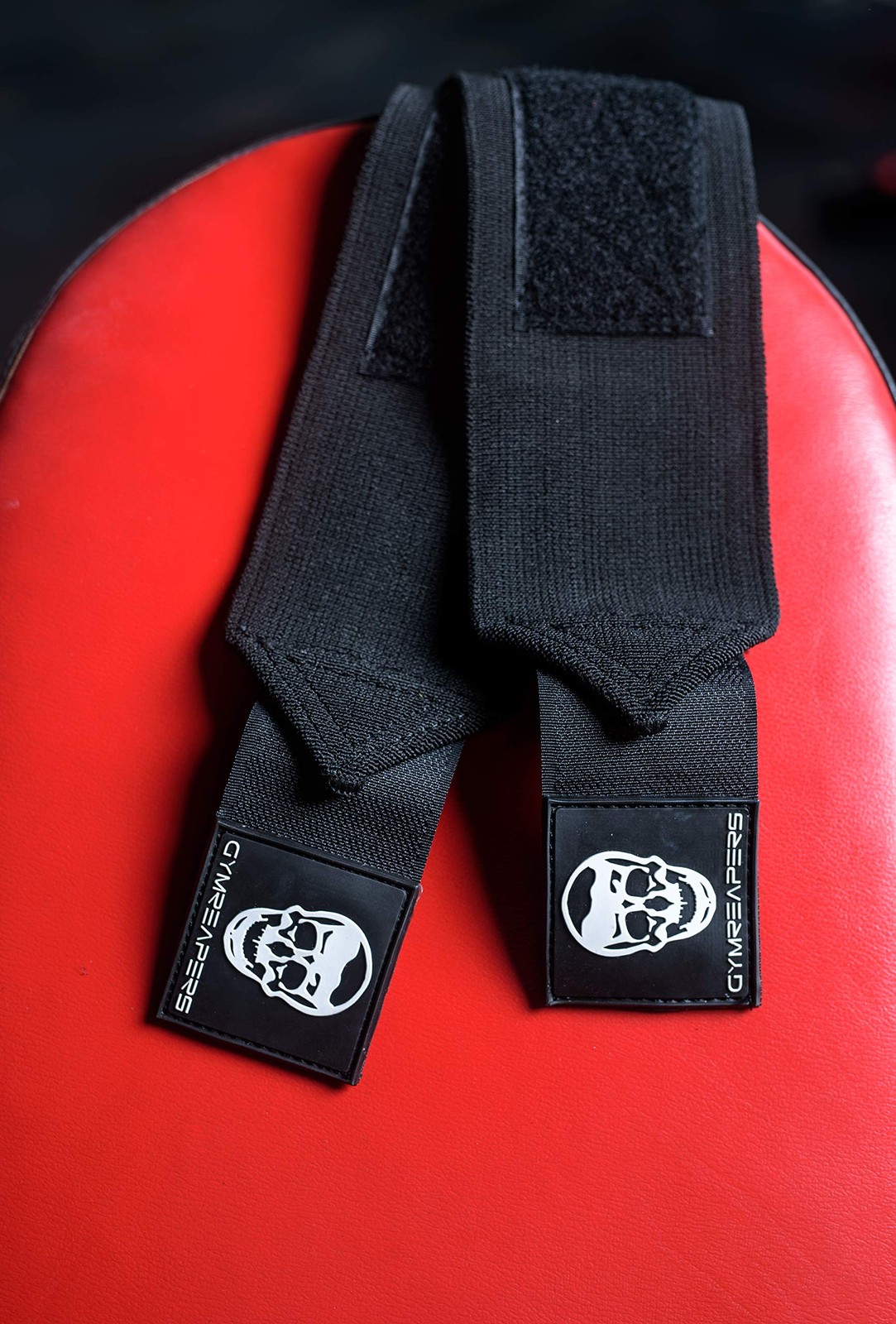 Wrist Wraps Weightlifting - Stiff Heavy Duty 18" Wraps with Thick Thumb Loop ...
