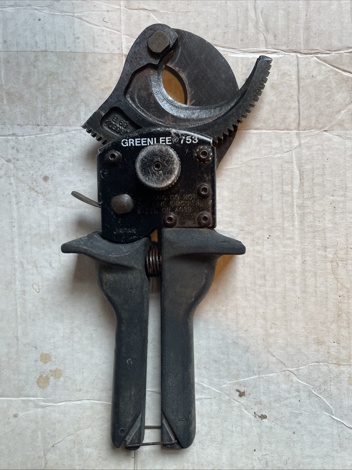 Greenlee 753  10.5” Ratchet Cable Cutter (750 MCM).