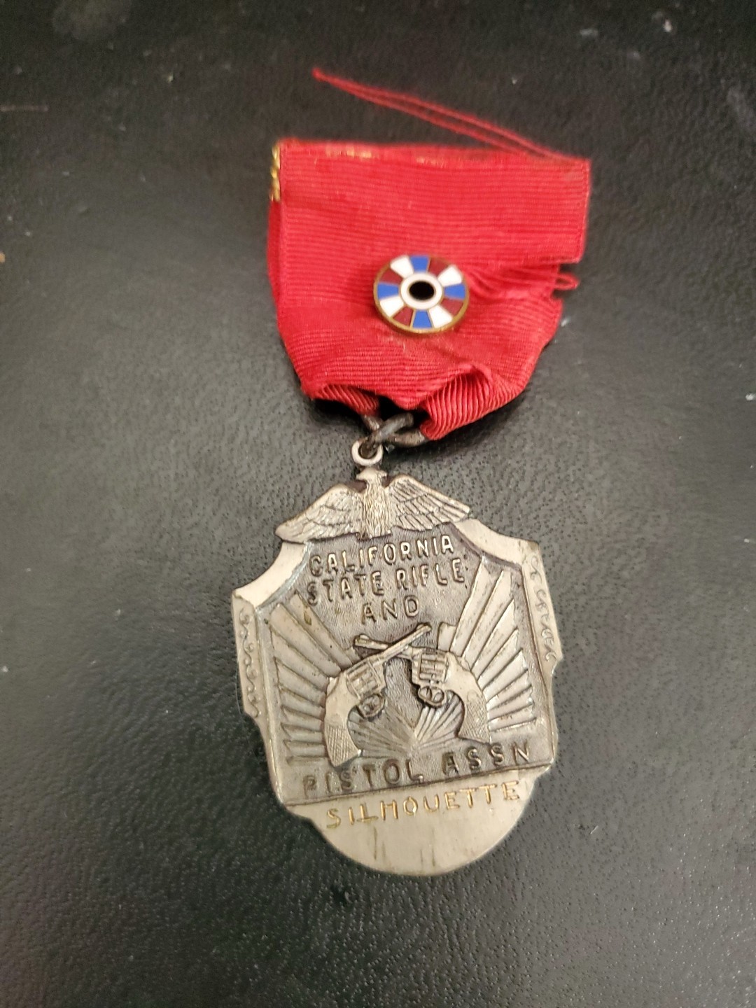 Is California state rifle and pistol association Medal 1935 - AG