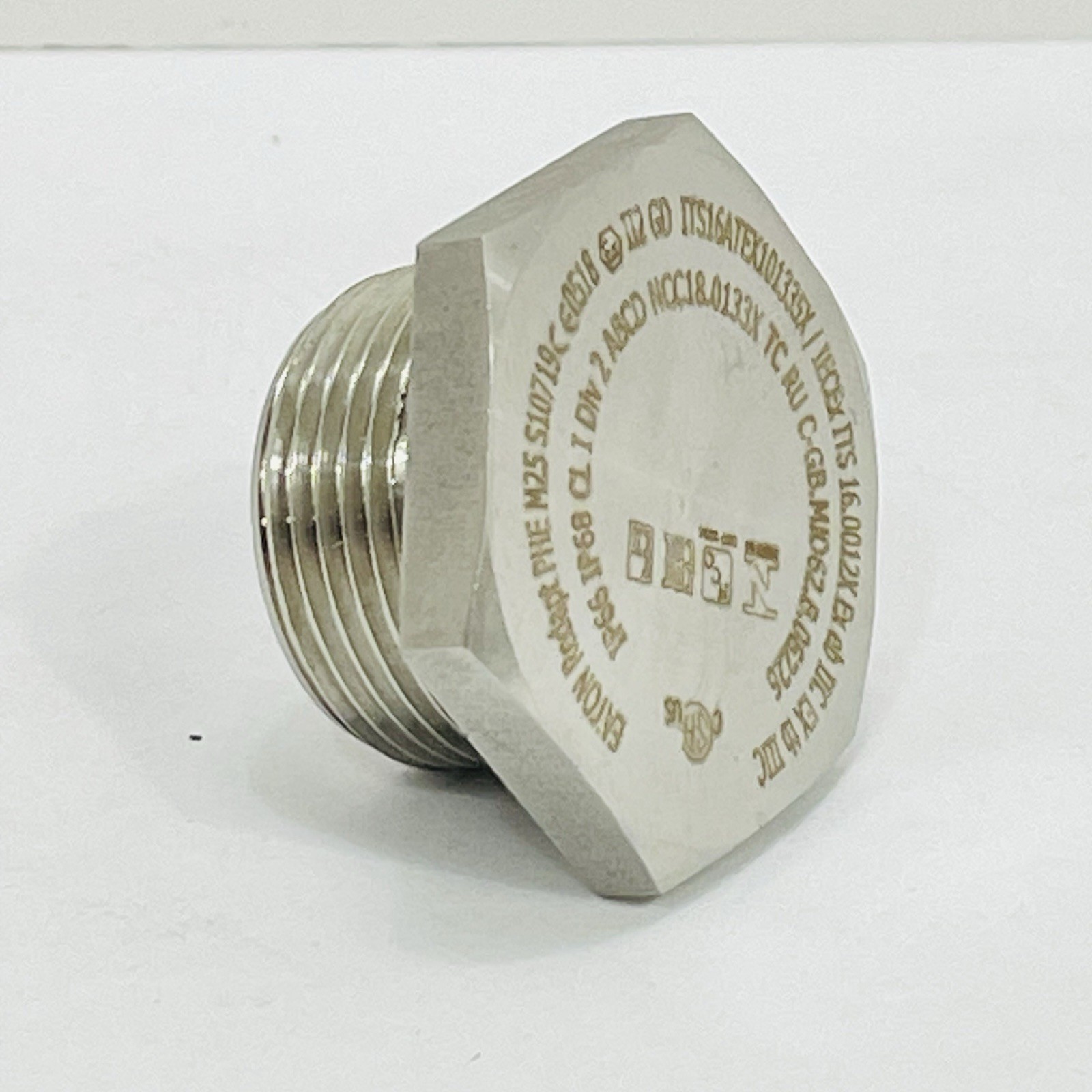 Qty 1 Eaton Redapt PHE M25 Stainless Steel Hex Head Plug ~New Surplus~