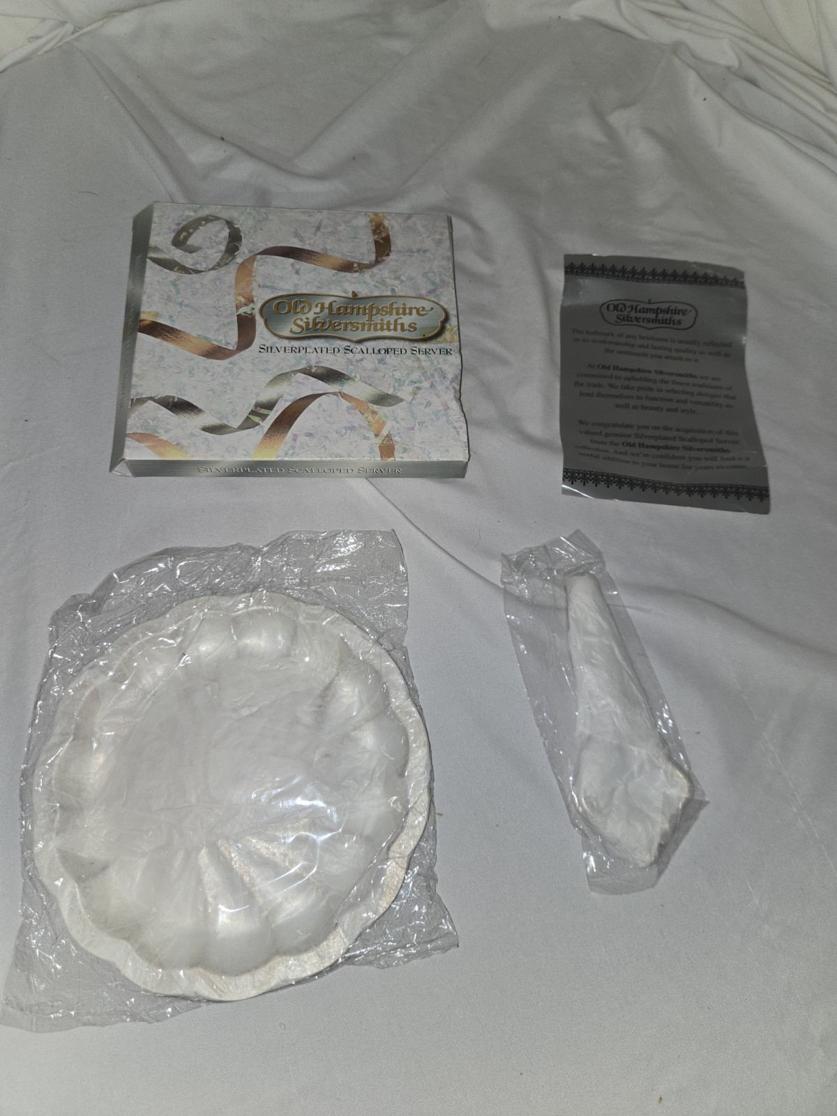 Old Hampshire Silversmiths Silverplated Scalloped Server New In Box-Open For Pic