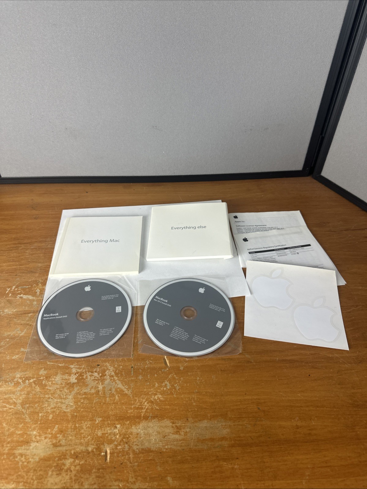 Original MacBook OS X Install 2 Discs 2009 With Booklet Stickers