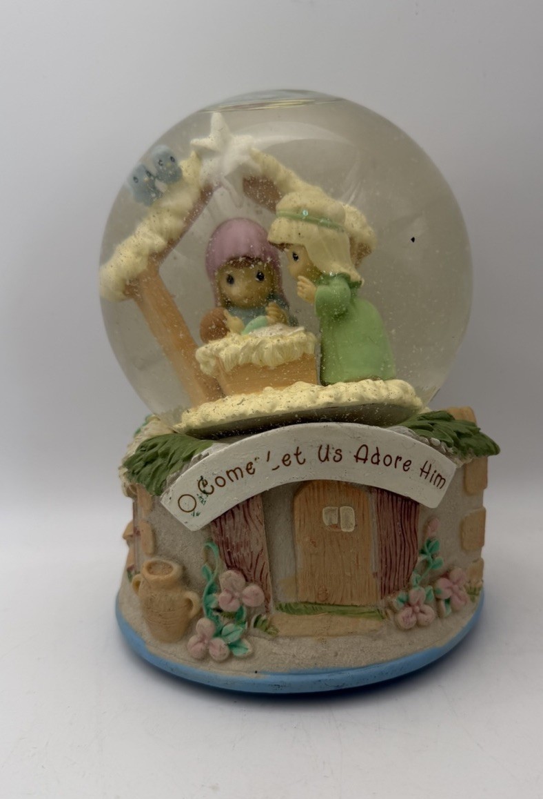 Precious Moments O Come Let Us Adore Him Musical Nativity Snow Globe 2016 Works