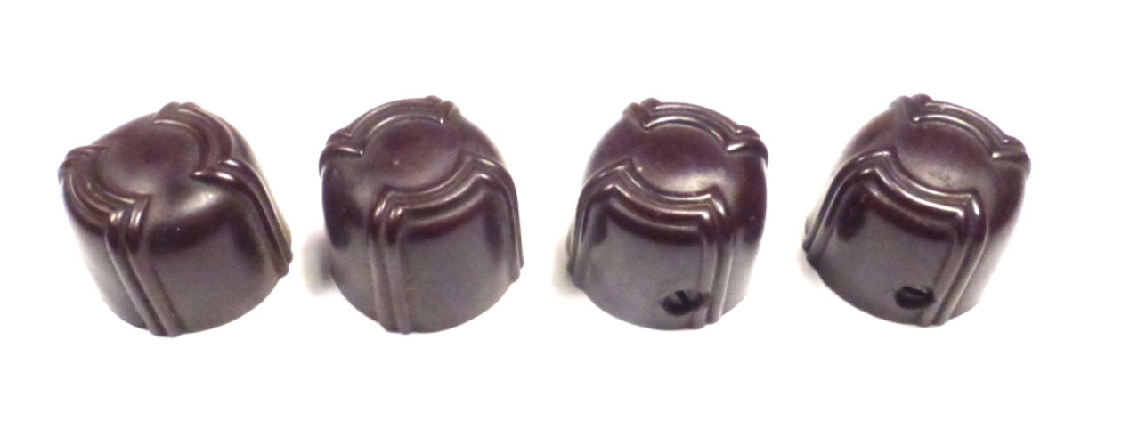 vintage WESTINGHOUSE WR222 TABLETOP:  SET  4 BAKELITE KNOBS - 2 SCREW-ON/2 PUSH