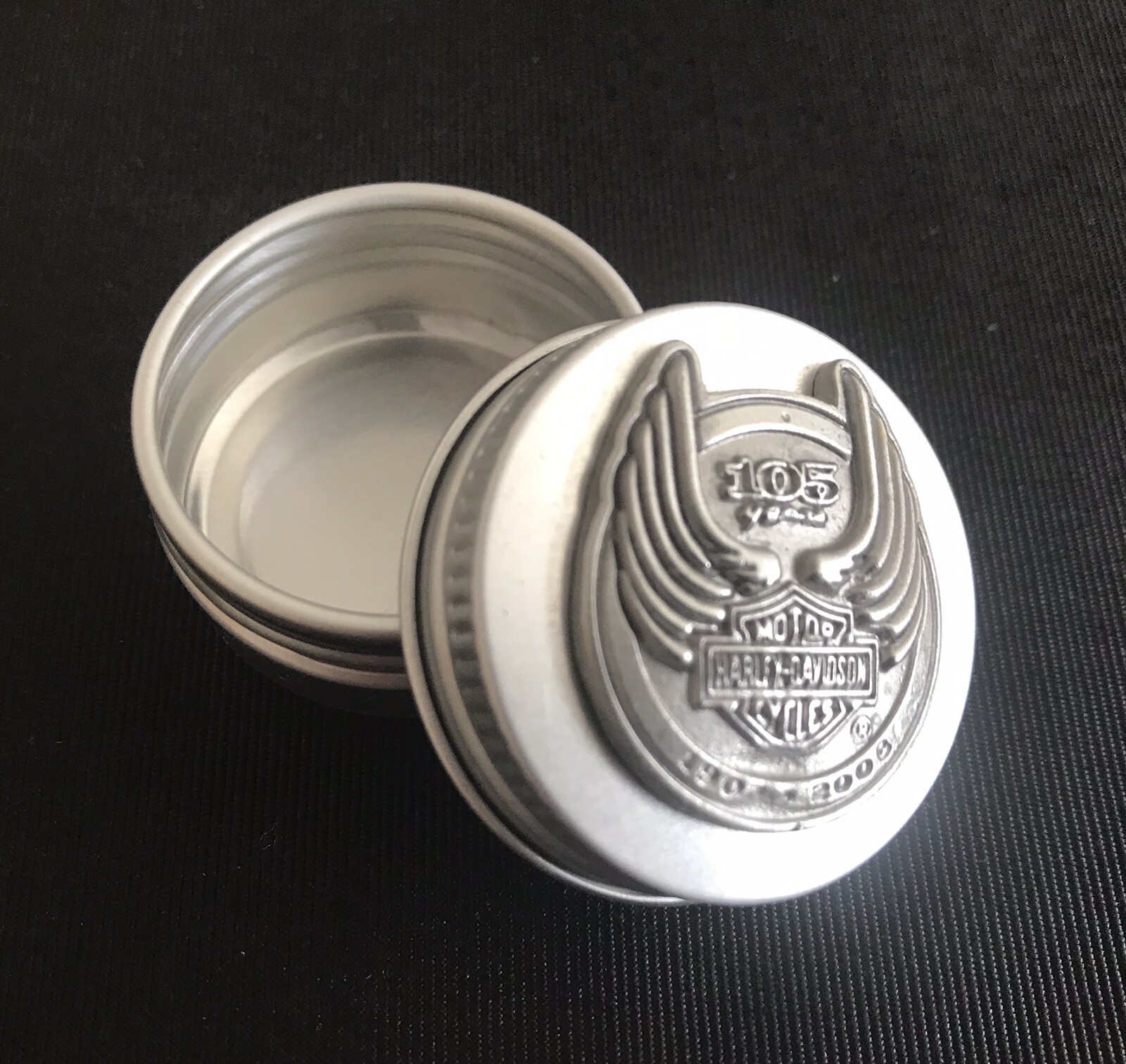 HARLEY-DAVIDSON 105 YEARS MOTORCYCLE BIKER PEWTER SILVER STASH PILL BOX