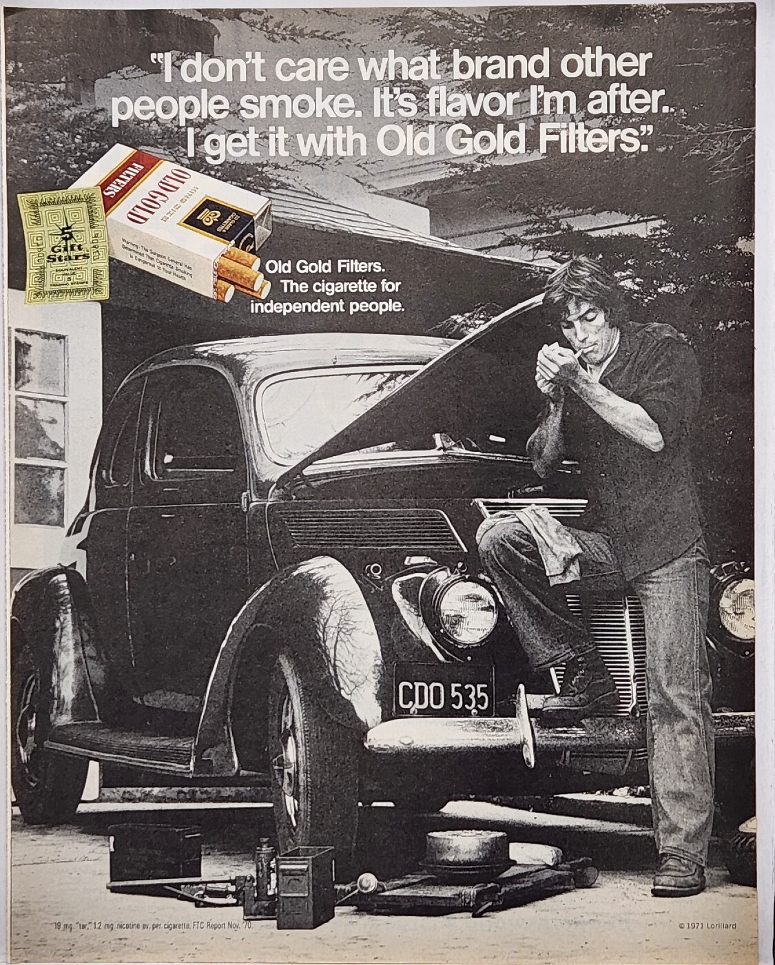 1971 Old Gold Filter Cigarettes Working On Car Retro Original Print Ad Life Mag