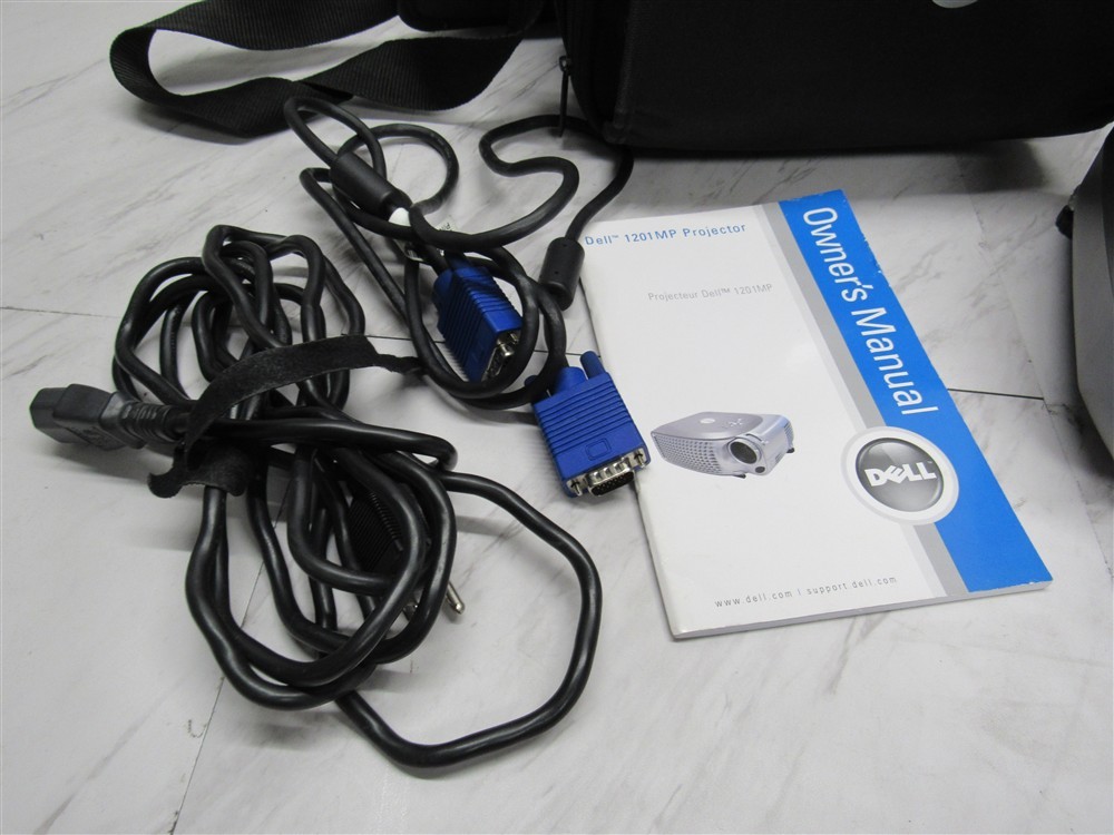 Dell 1201MP Projector 1055 Hours on Lamp Tested & Working - Includes Bag!