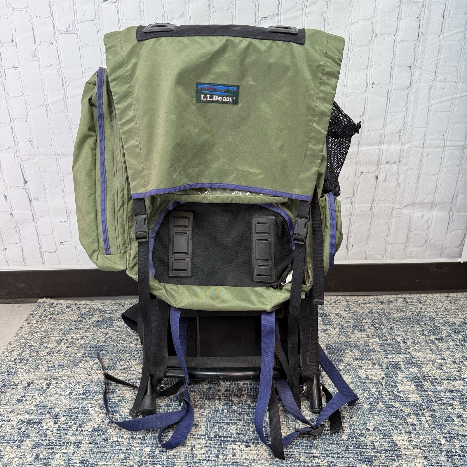 Vintage 90’s LL Bean Hiking Backpack Green Aluminum Frame with waist belt