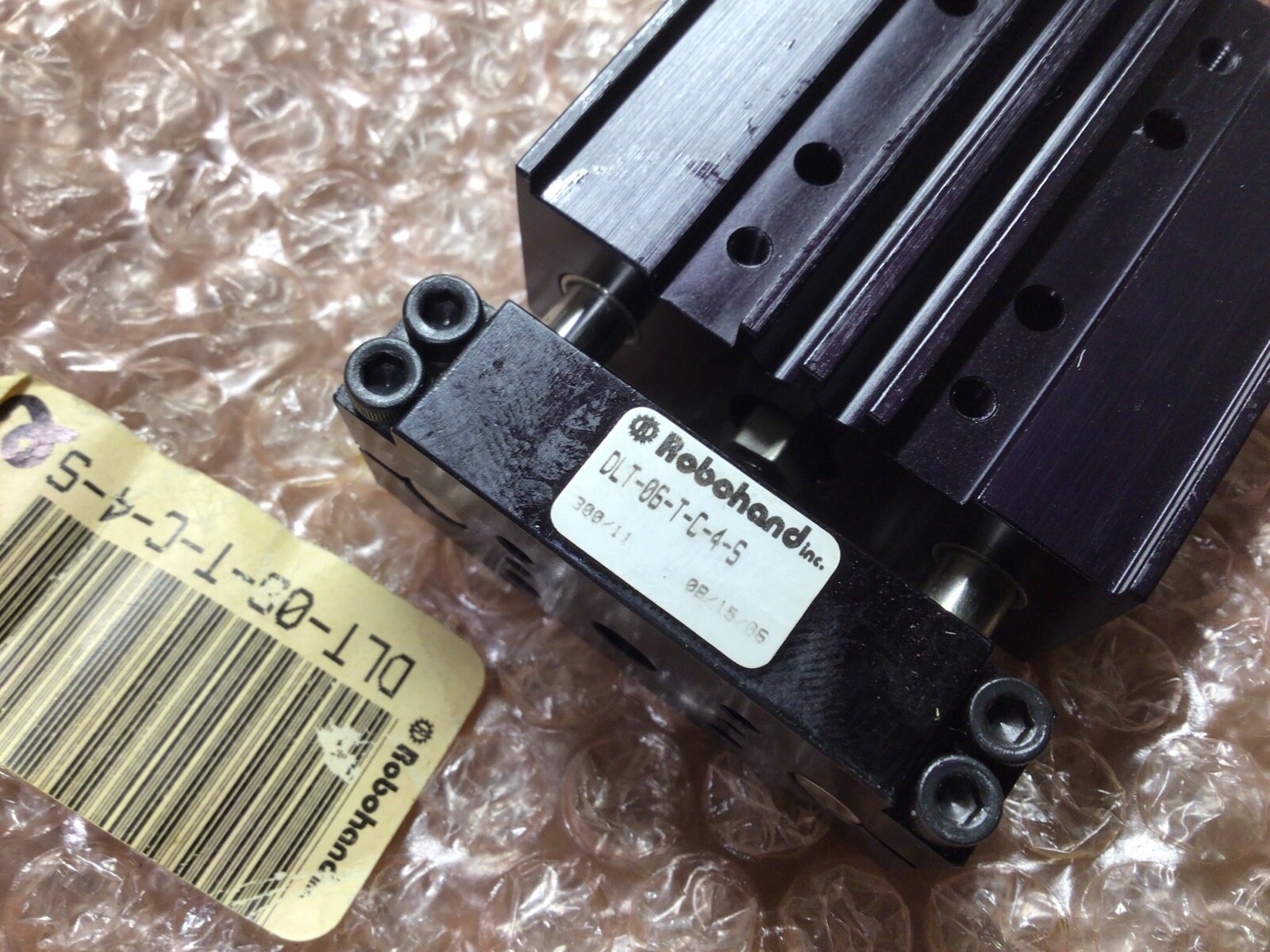 ROBOHAND DLT-06-T-C-4-S ROBOHAND PNEUMATIC SLIDE THRUSTER DLT-06-T-C-4-S NEW