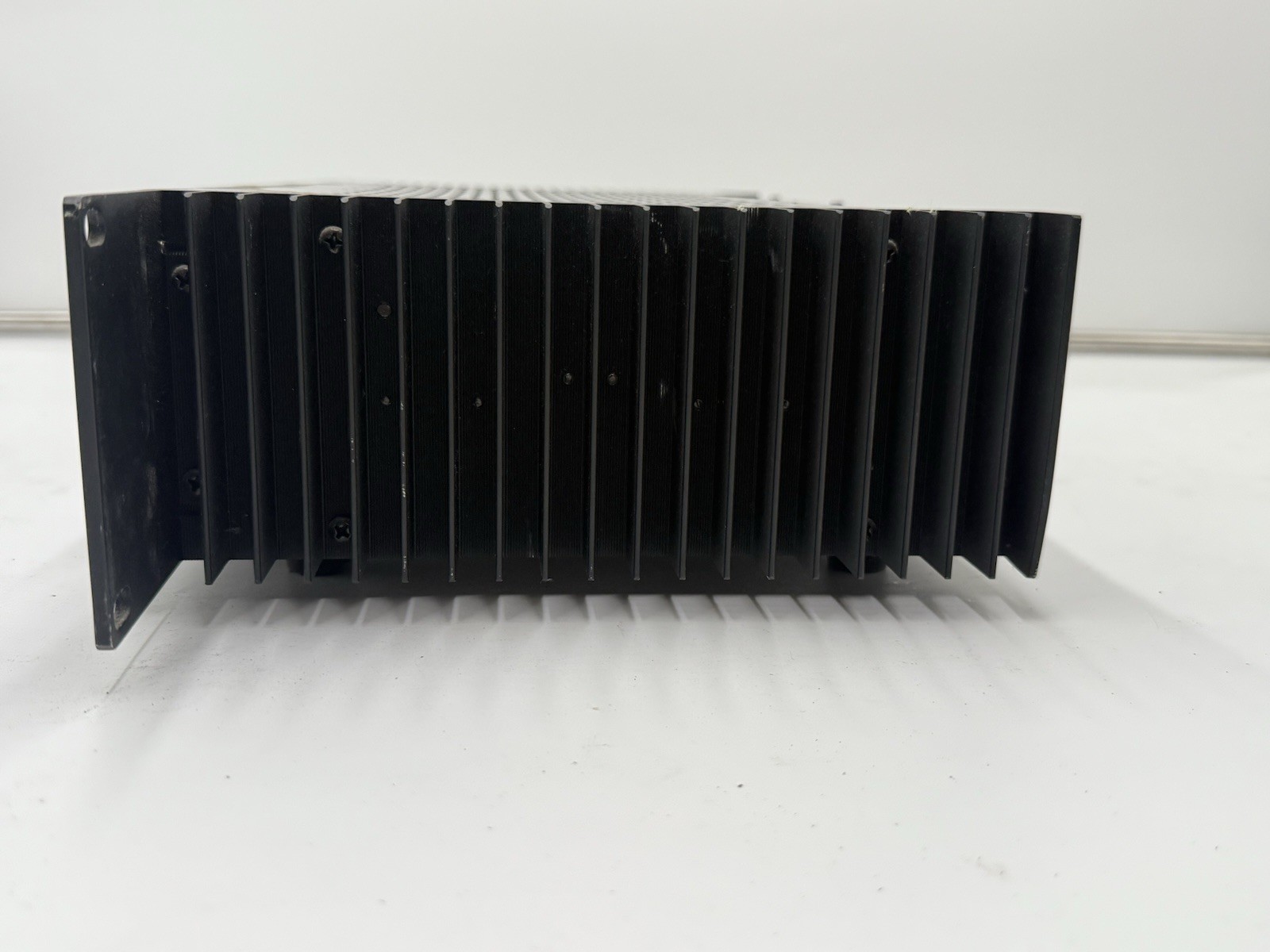 Alesis RA150 Power Amplifier