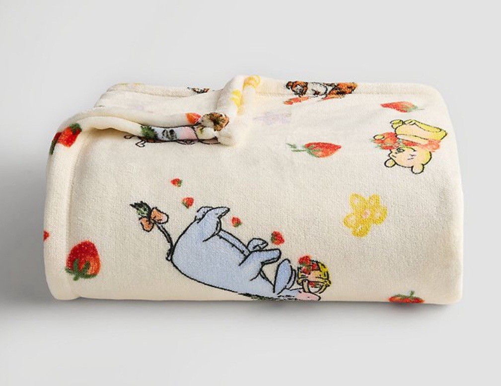 Disney Winnie the Pooh Big One Floral Plush Throw Blanket 5 ft x 6 ft Oversized