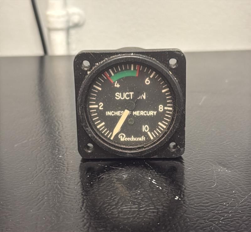 Beechcraft Suction Gauge