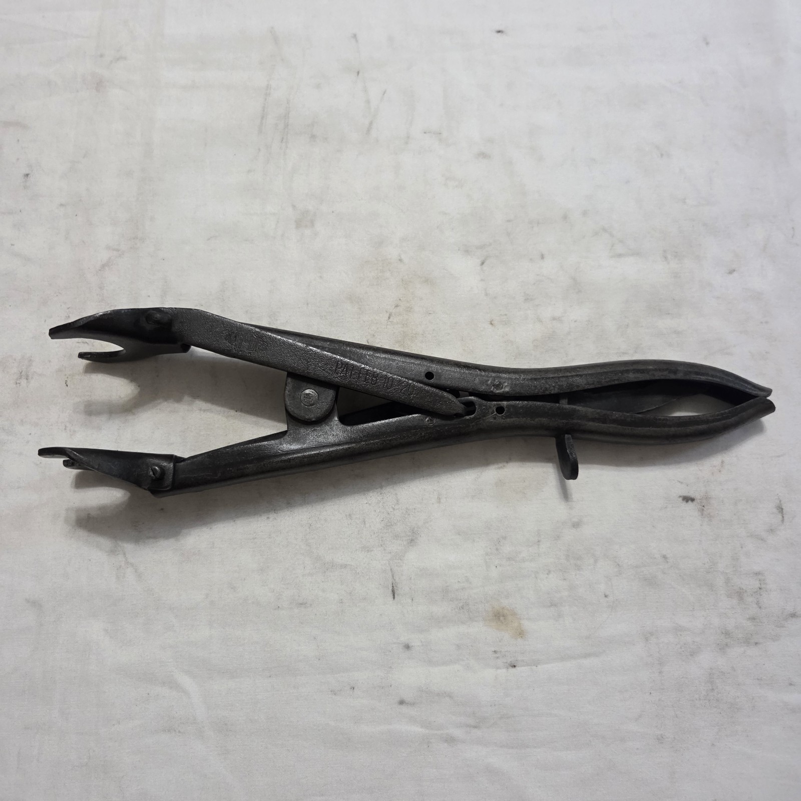 Vtg K-D Universal Tools K-D Mfg. Co. Adjustable Jaw Valve Spring Compressor -USA