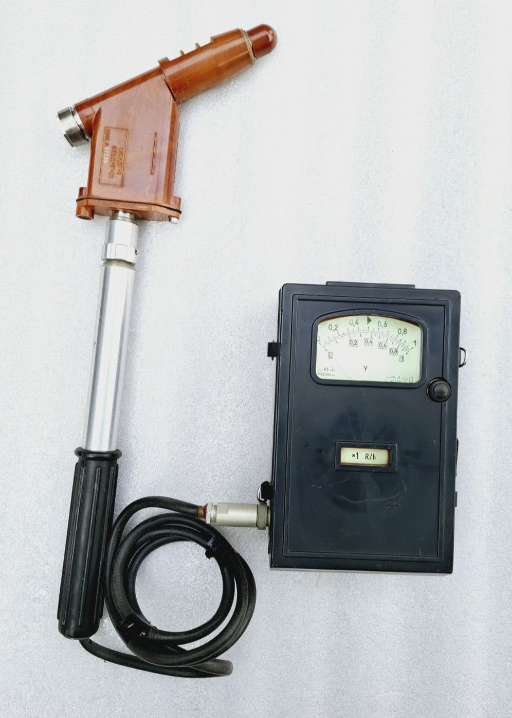 SOVIET RUSSIAN MILITARY KDG-1 DOSIMETER WITH PROBE FOR USSR COLD WAR TIME