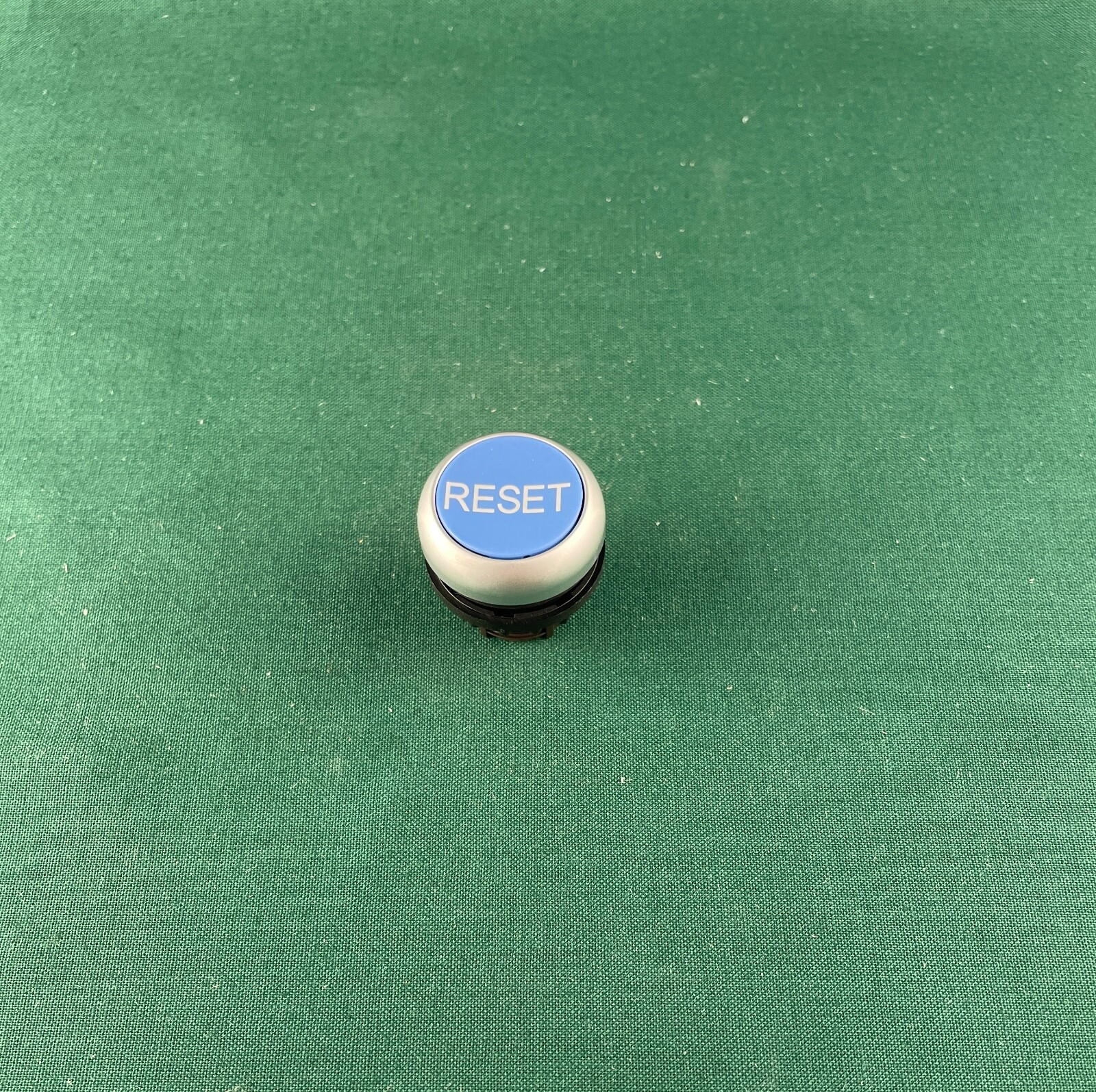 Eaton/Moeller RMQ-Titanium Push Button Blue, RESET M22-D-B-GB14