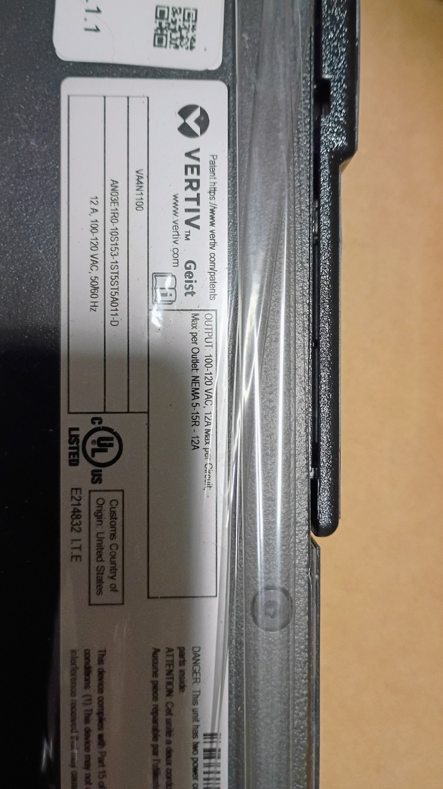 Vertiv Geist RTS VA4N1100 Rack Transfer Switch