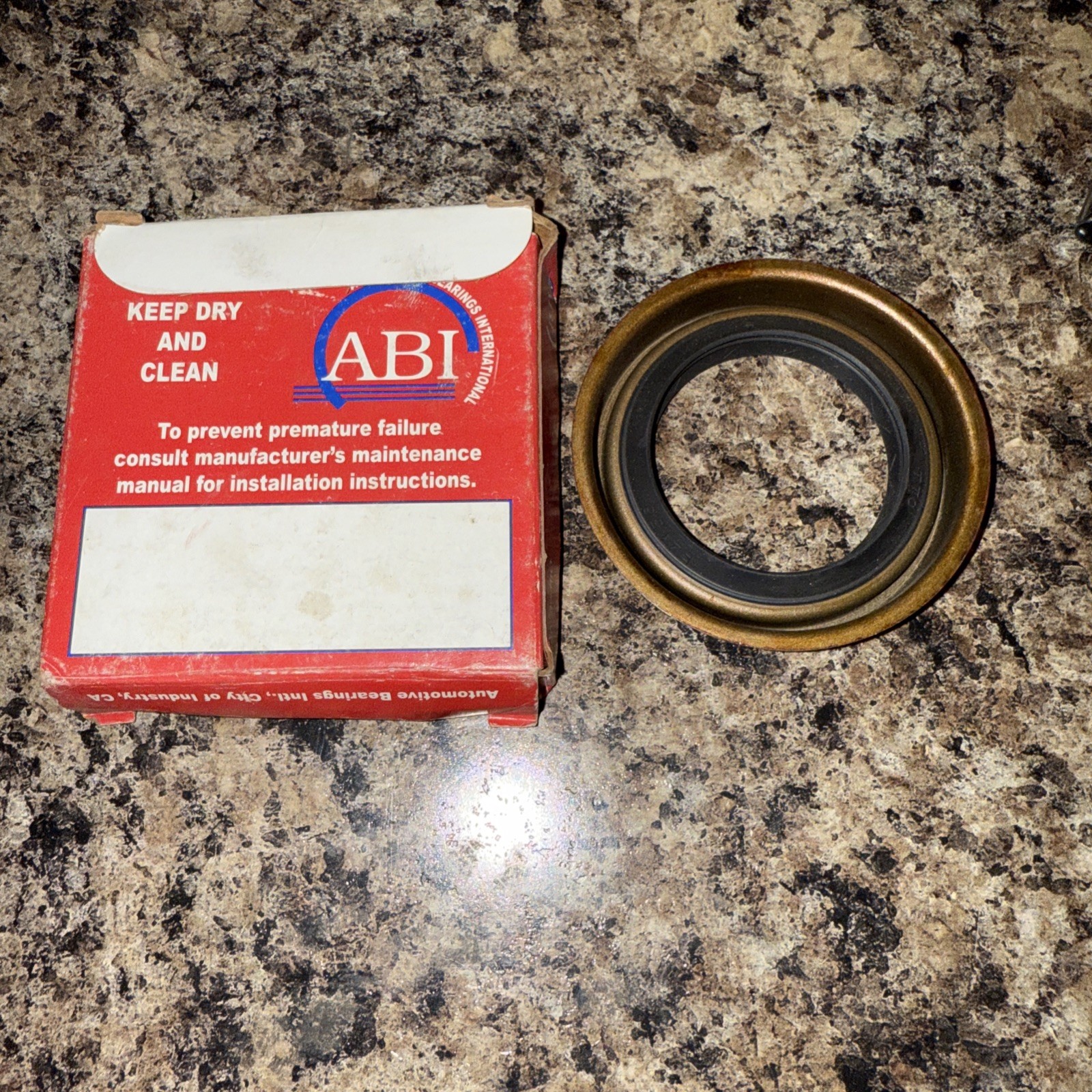 ABI 1476-45834 Transfer Case Output Shaft Seal = National 3946 Free Shipping!