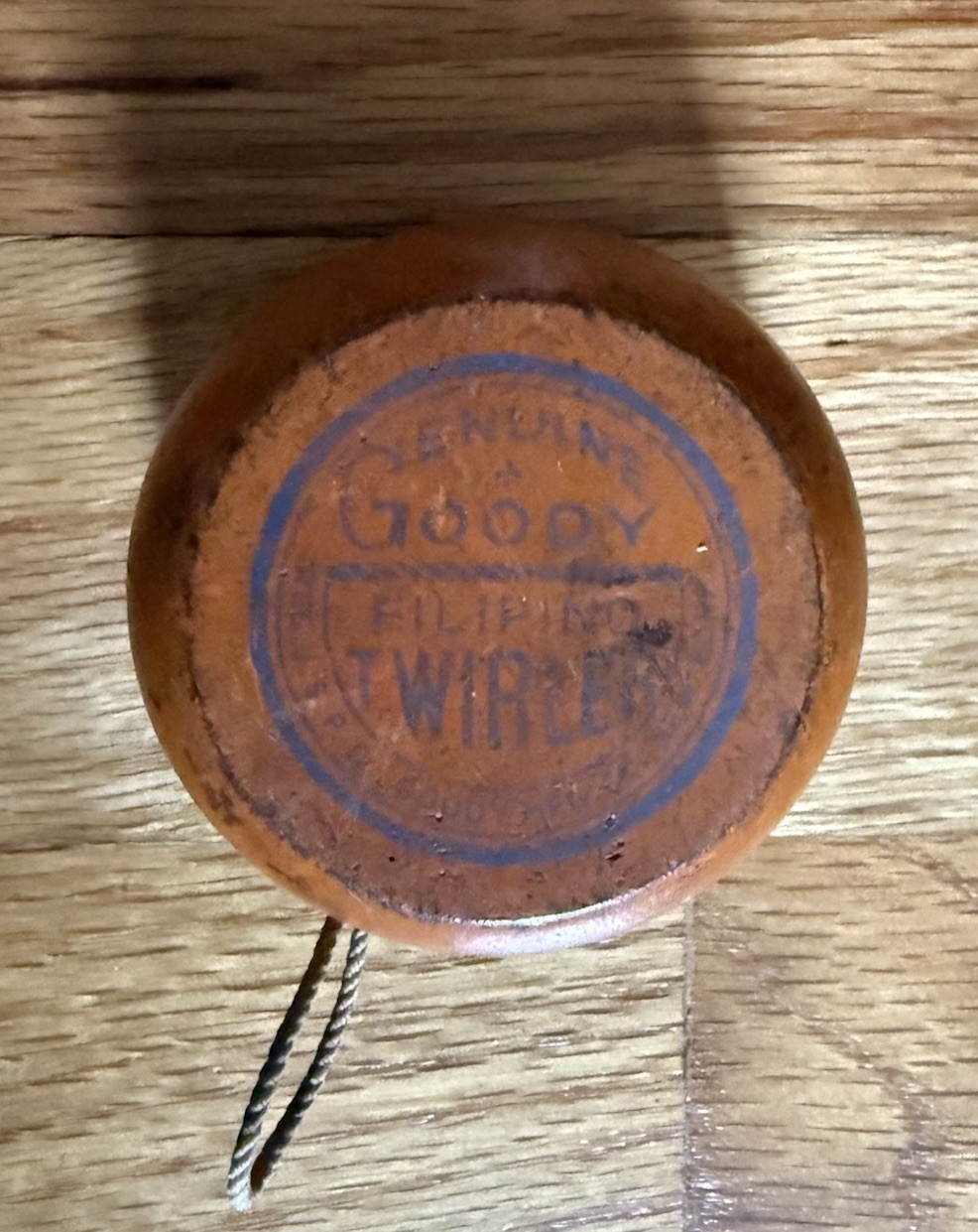 Rare Vintage Goody Yoyo Filipino Twirler Rare Orange and Blue
