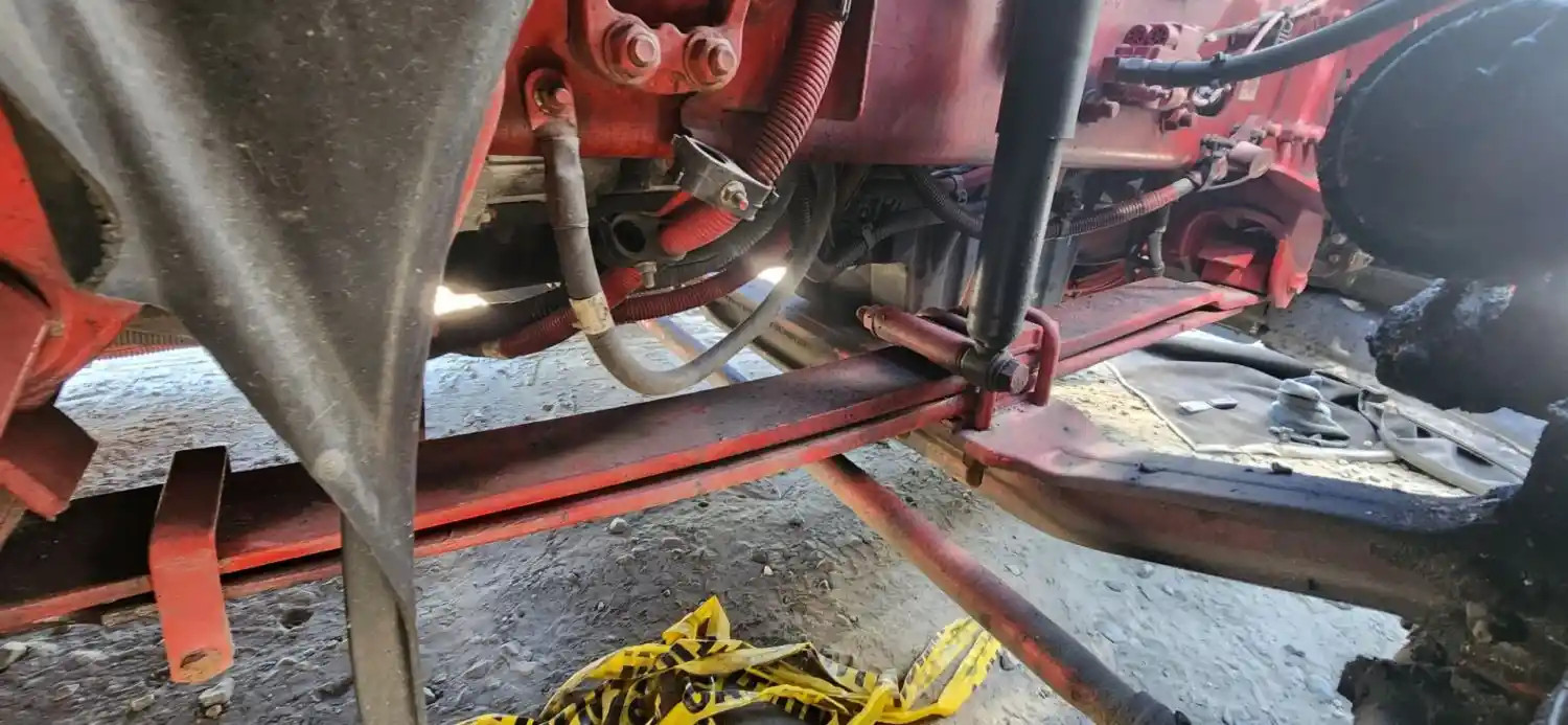 (Used) 2019 Freightliner Cascadia 126, FRONT LEAF SPRINGS Front Leaf & Springs