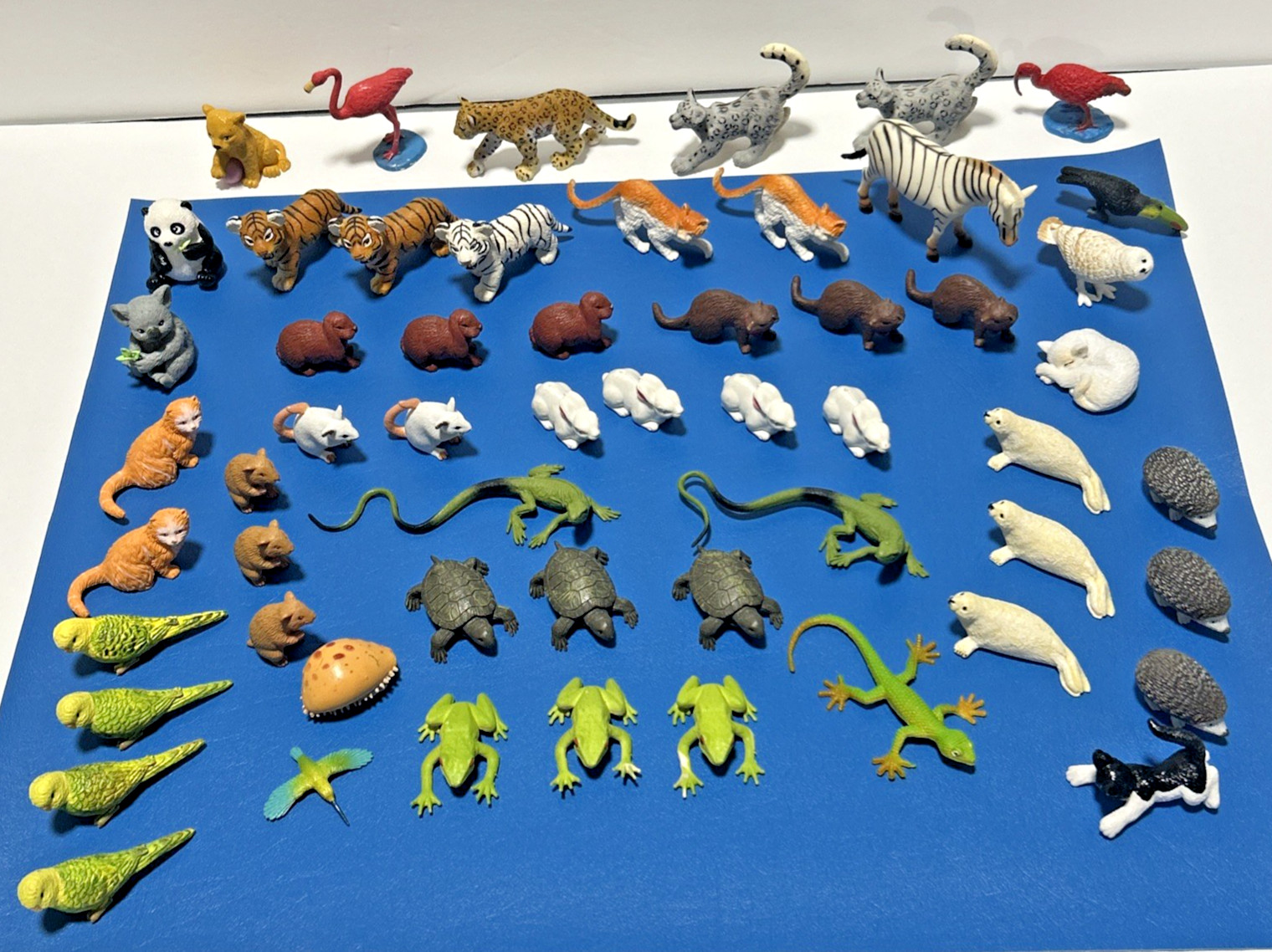 Huge Lot of 55+ Individual Safari Ltd Mini Animal Figures Birds Cats Tigers Frog