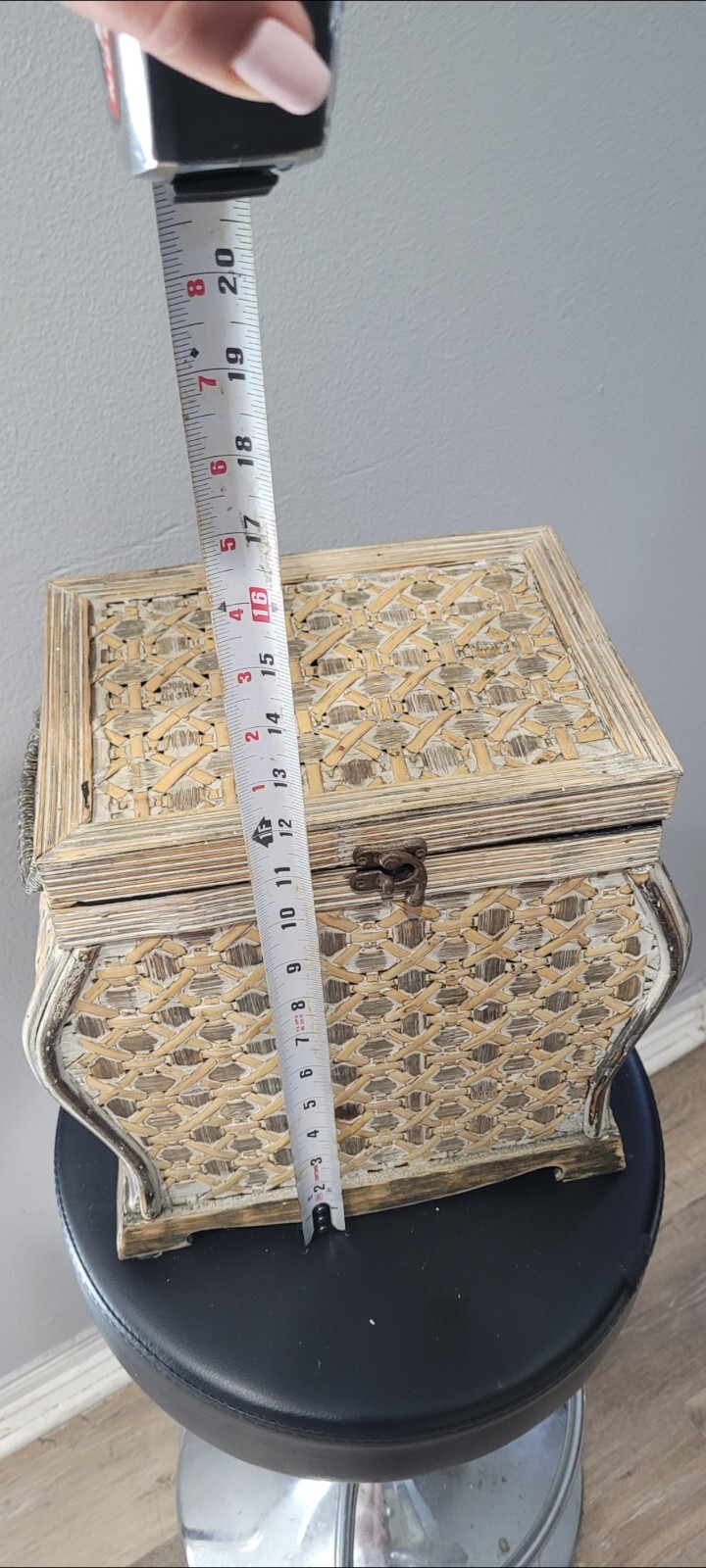 U7 Vintage Woven Bombay Brand Style Storage Chest Trunk