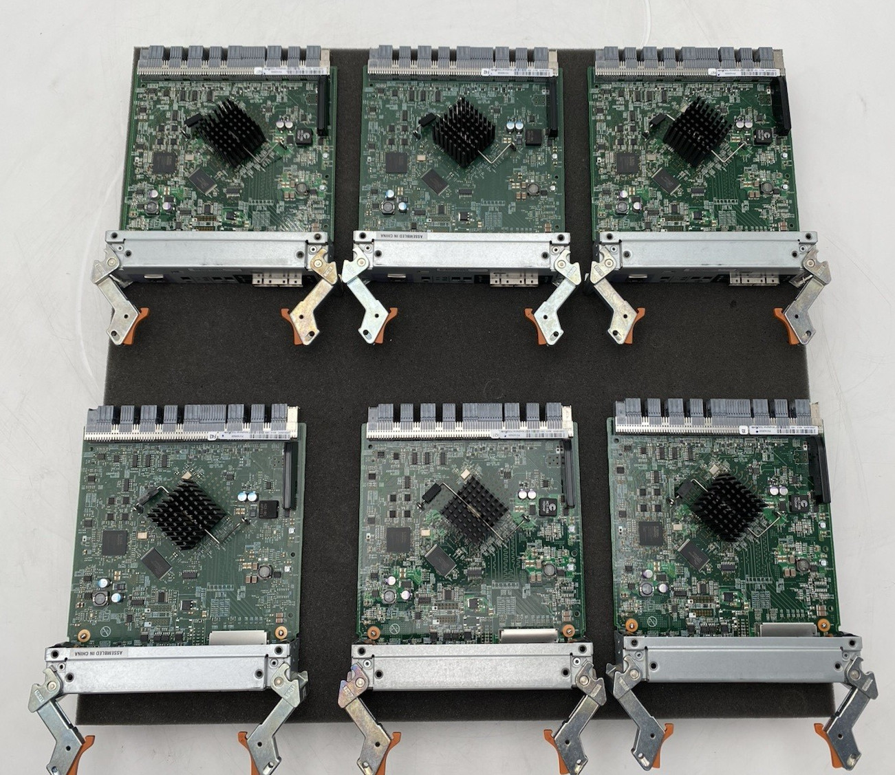 LOT OF 6 303-104-000E EMC VNX 25 6Gb SAS LCC Drive Controller Module JX200-00476