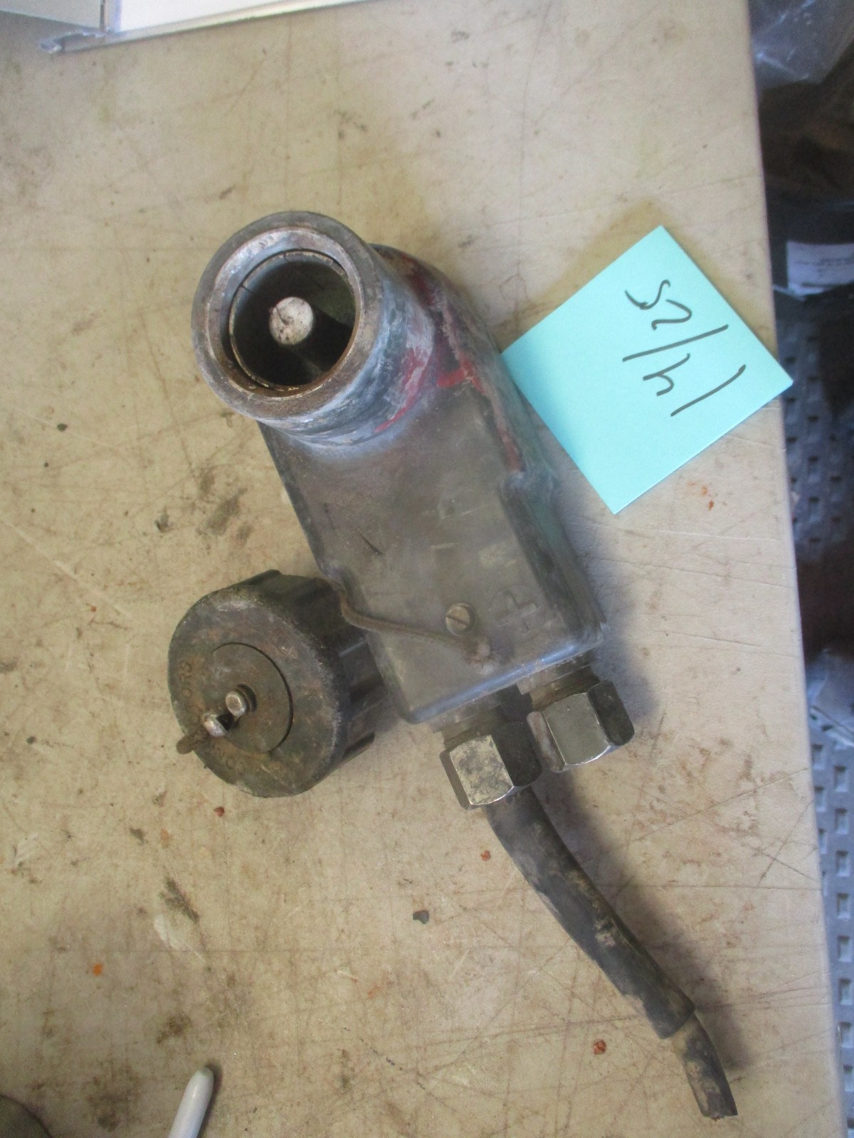 Used Military Slave Plug Head 24v 500A Rated, Adapted for Accessory Use, HMMWV