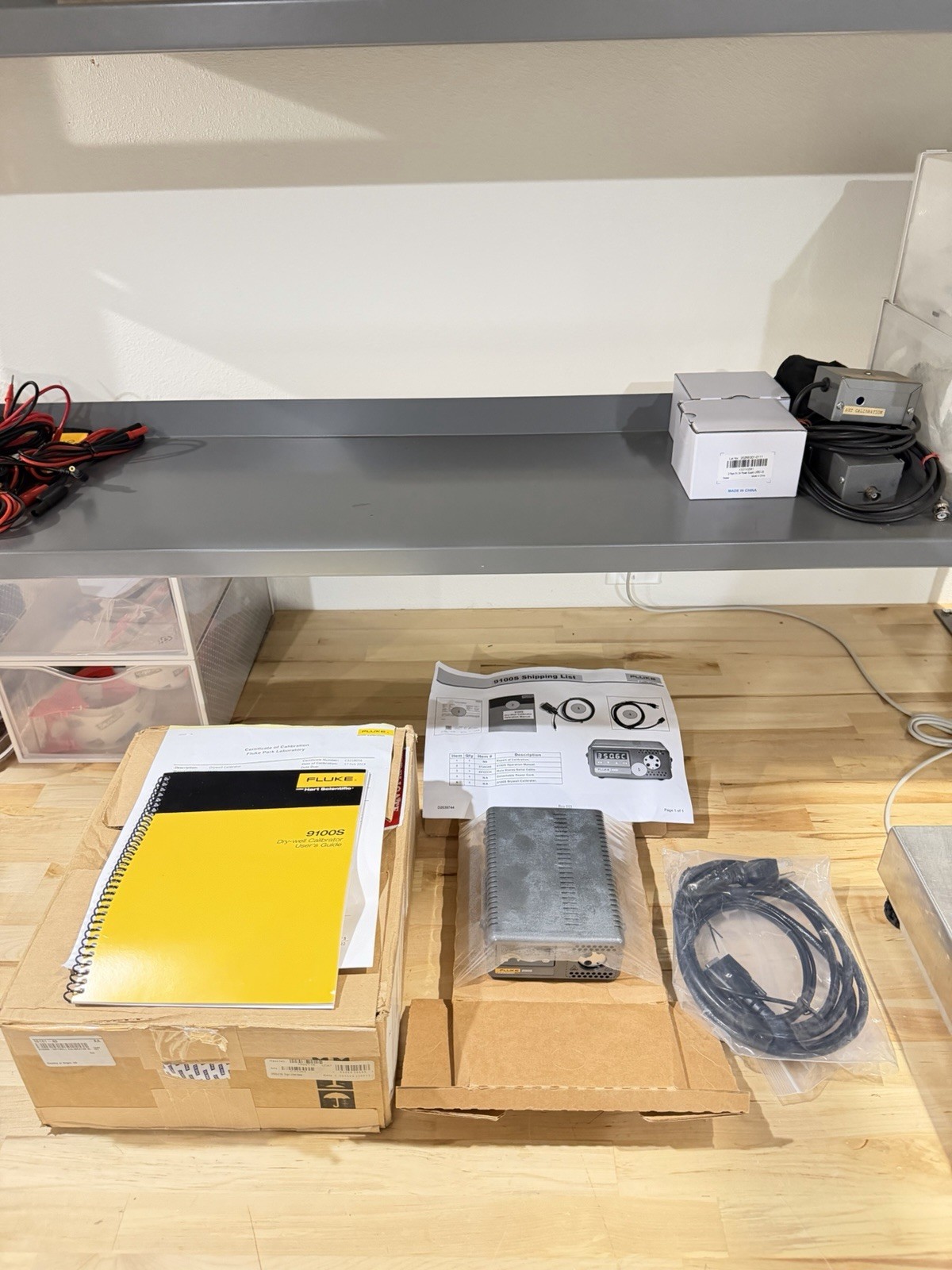 FLUKE CALIBRATION 9100S DRY WELL TEMPERATURE CALIBRATOR FREE SHIPPING