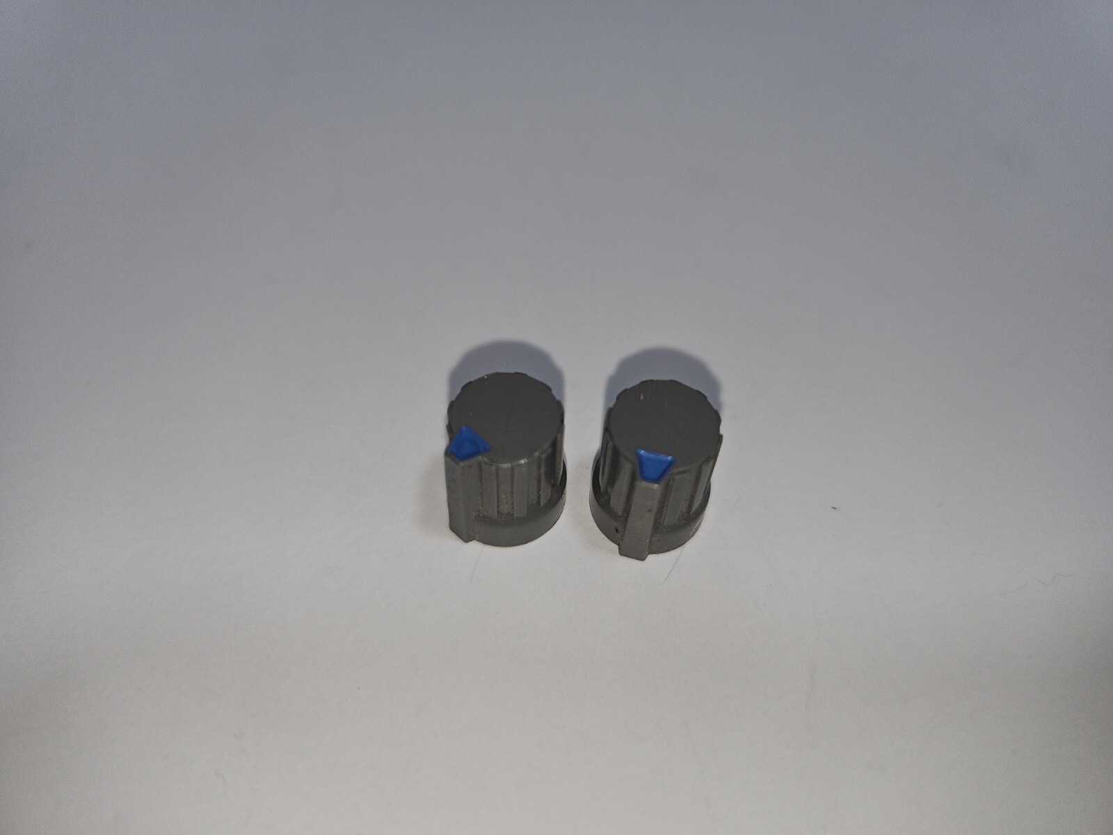 Fostex 2016 Dual Bus Line Mixer Replacement Knob Knobs Set Of 2 Blue & Others