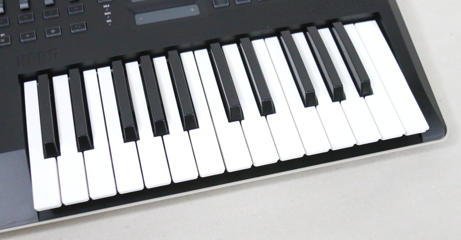 Korg Taktile-25 Key USB MIDI Keyboard Controller Touch Pad w/Box Free Shipping!