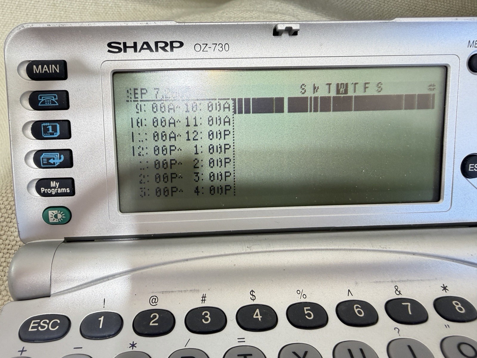 Sharp Wizard OZ-730 Electronic Organizer PDA w/ Manual Tested Missing LED Segmen
