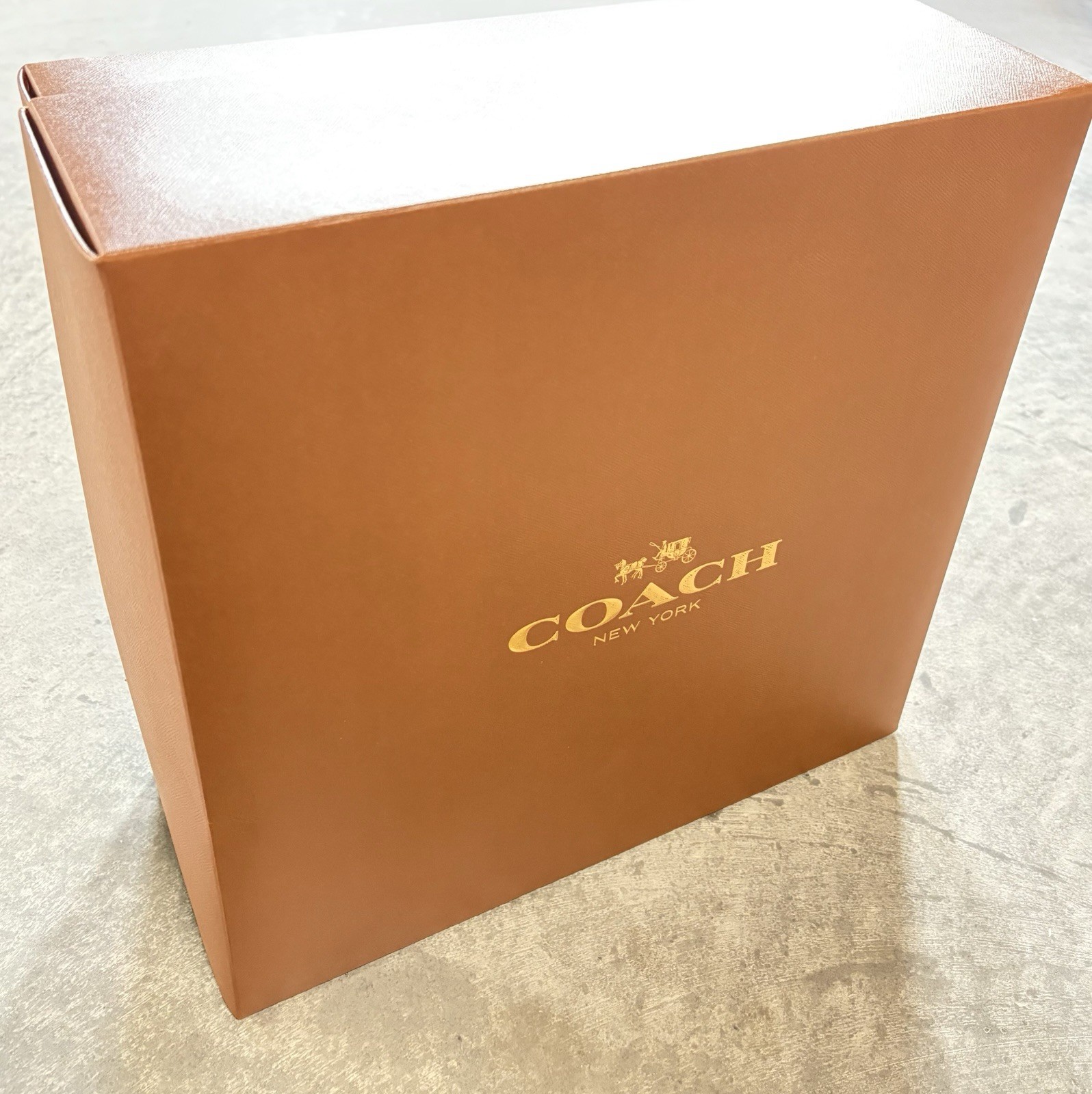 Coach empty gift box 14''x14''x5" Brown Gold ~new~