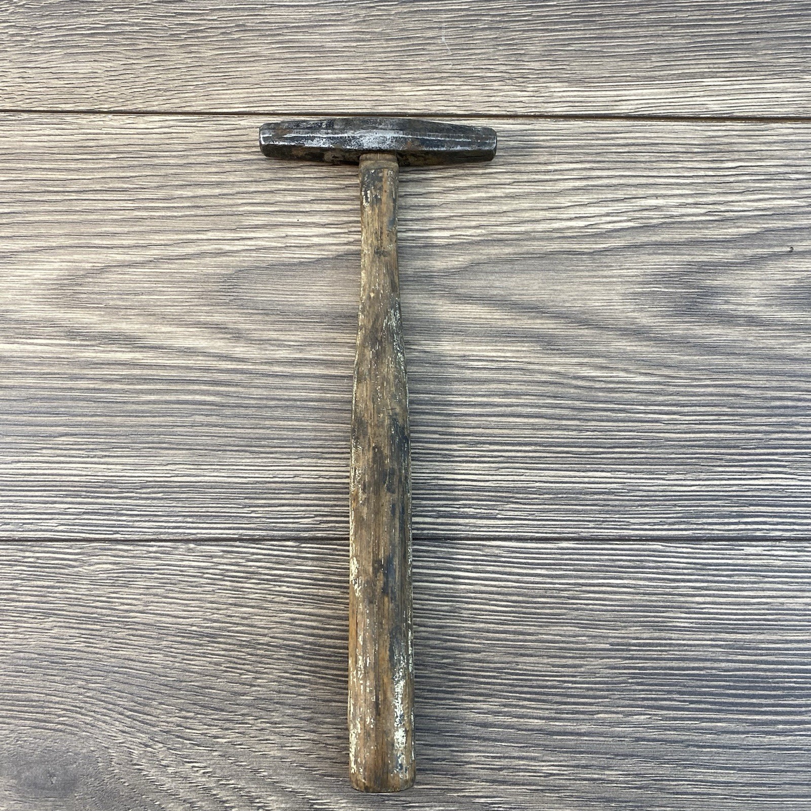 Vintage 8 Oz  Magnetic Tack Hammer Furniture Upholstery & Restoration