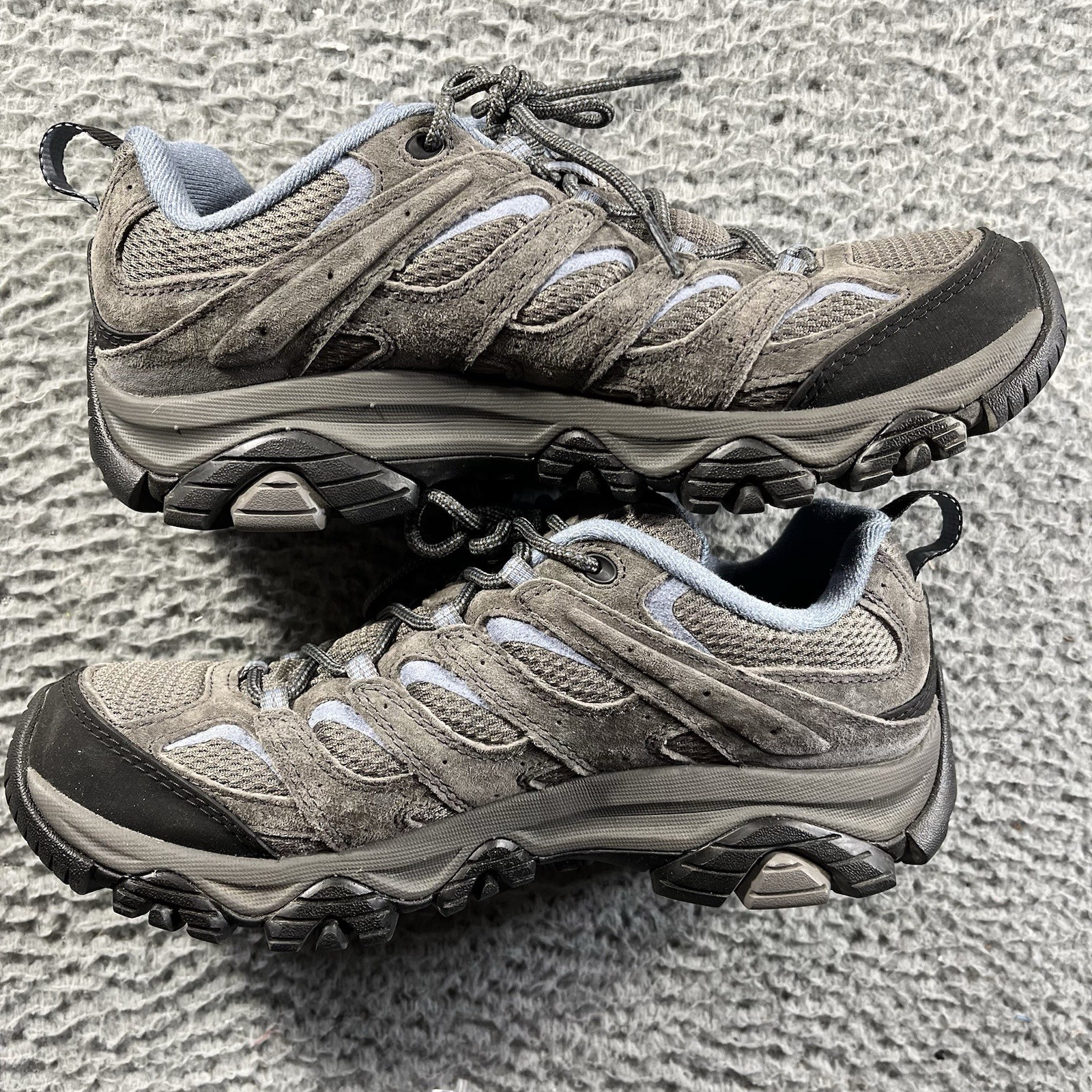 Merrell Moab 3 Women’s Size 10 Hiking Shoes Granite Gray Blue Vibram J500652