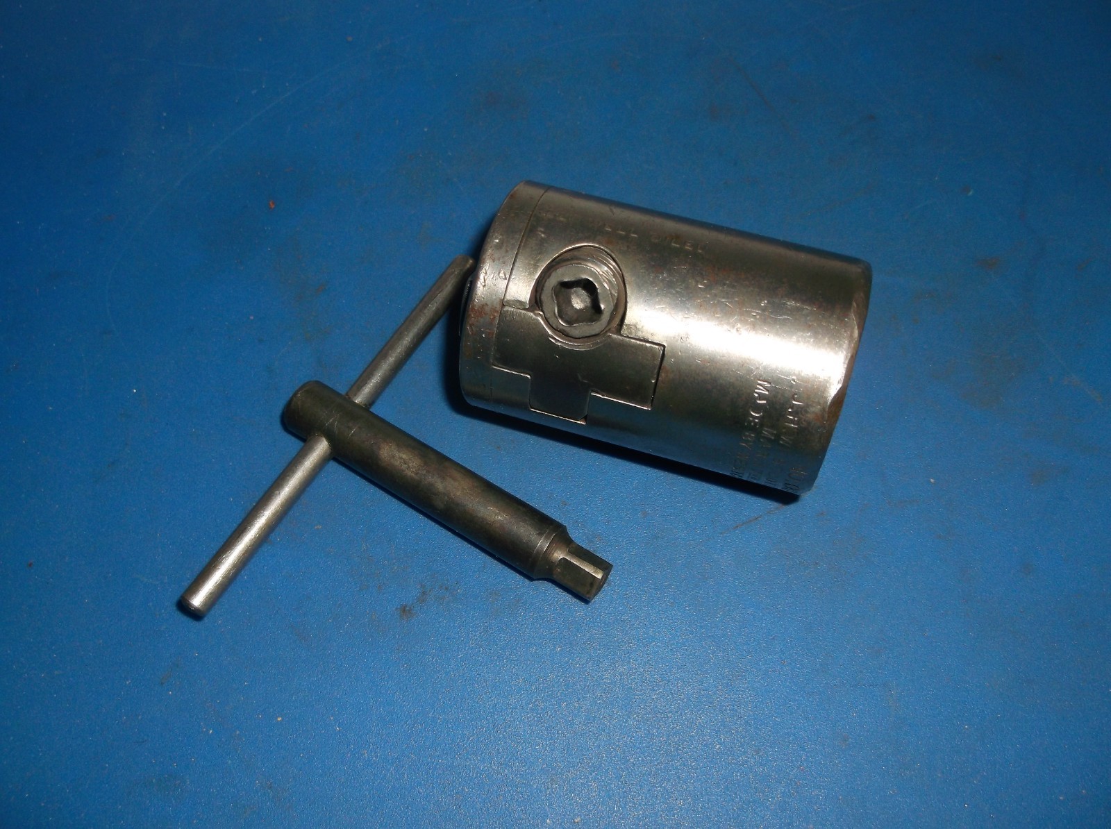 ANTIQUE (WESTCOTT CO.) 1/4" DRILL CHUCK AND KEY MARKED (MAR. 17TH 1874)