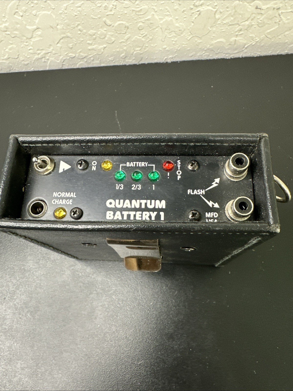 Quantum Battery One QB1 With Case Untested As Is