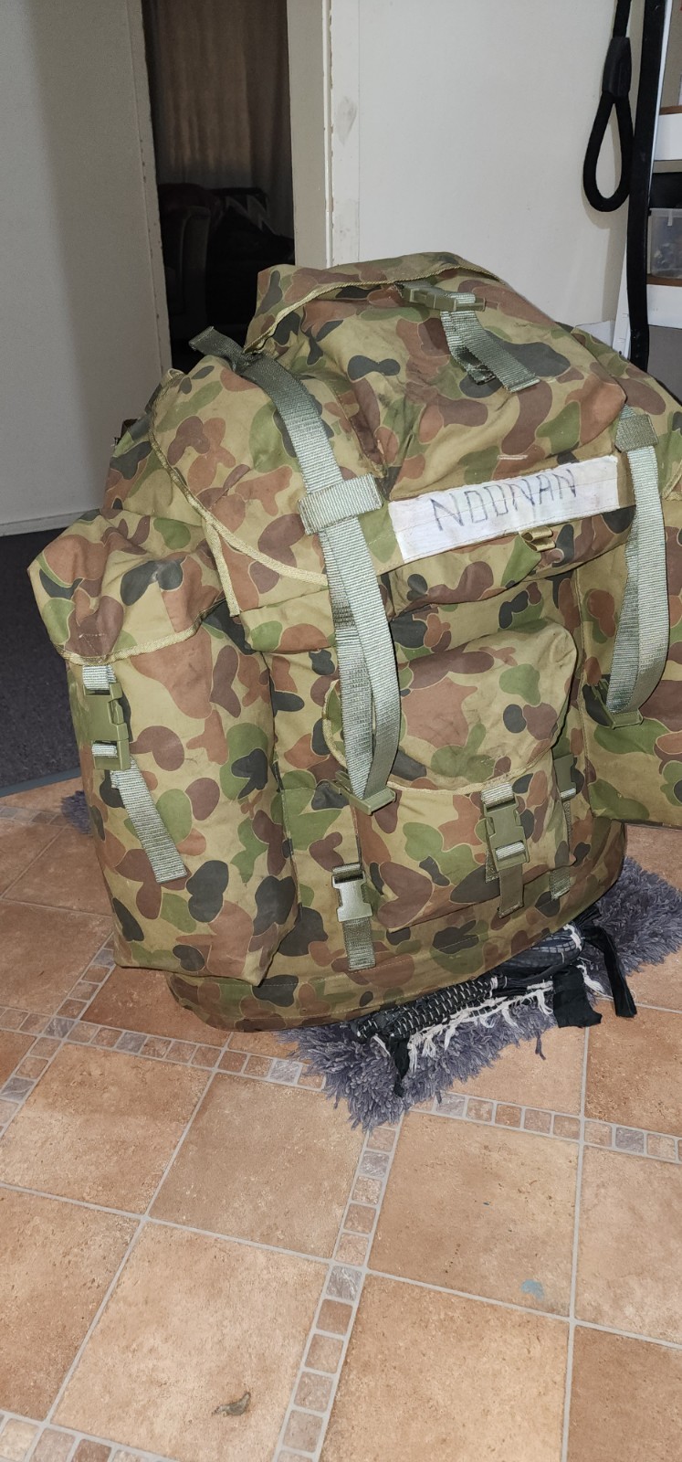Genuine Australian Army DPCU Large Alice Pack (71 Series) - Complete with Frame