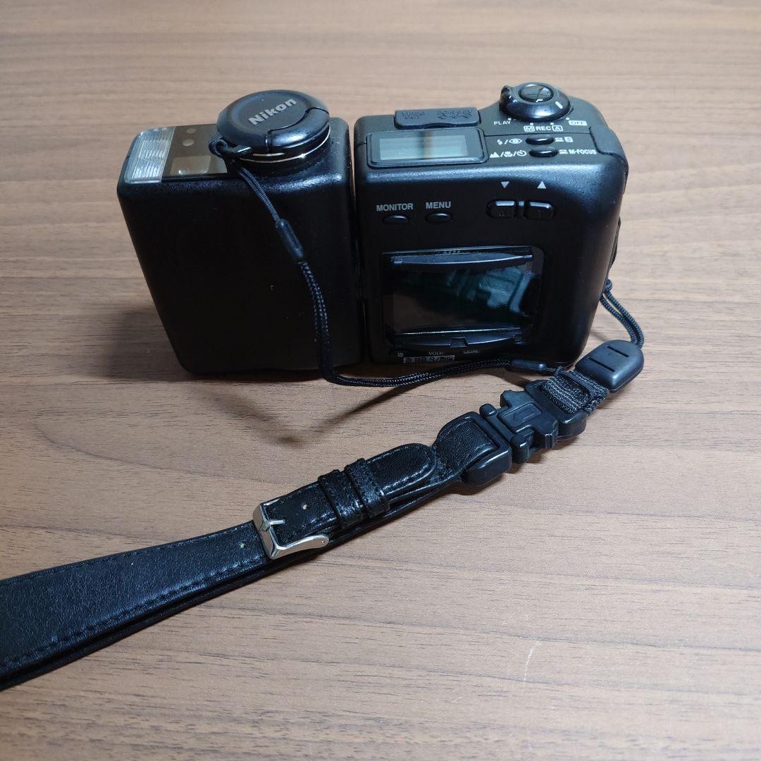 Nikon COOLPIX 950 Digital Camera Console