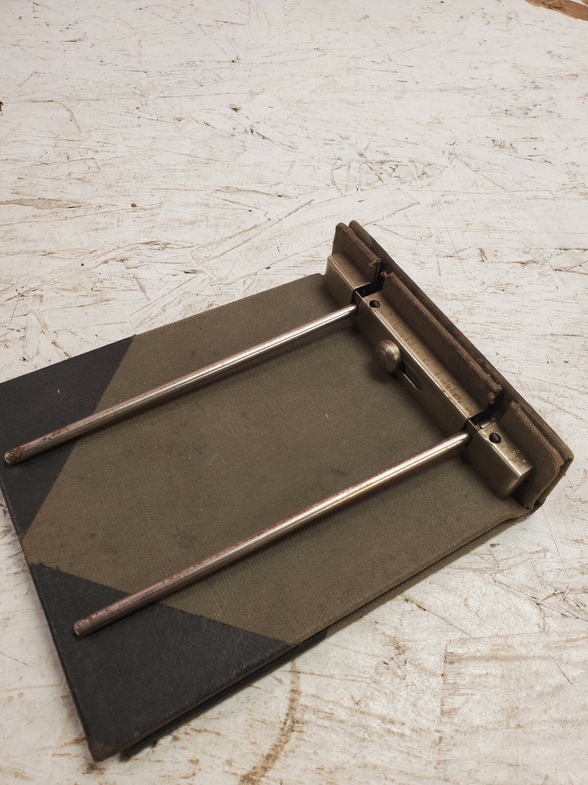 Vintage MCM Egry Automatic Adjustable Binder (b434)