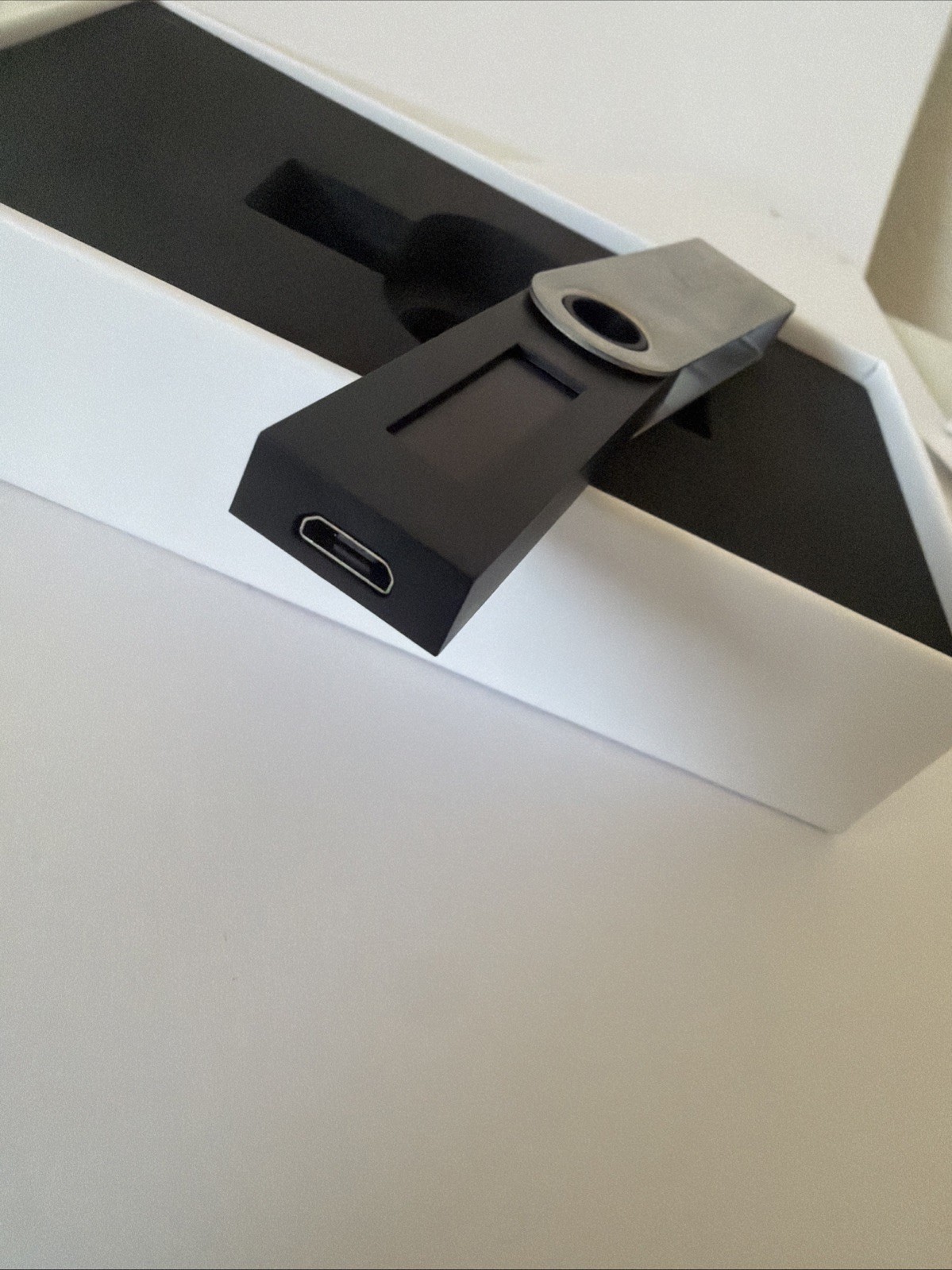 LEDGER NANO S Cryptocurrency Hardware Wallet, Open Box