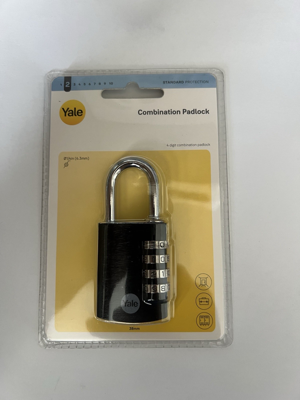 Yale 4-Digit Combination Padlock 38mm, 1/4in Shackle Black/Silver Steel