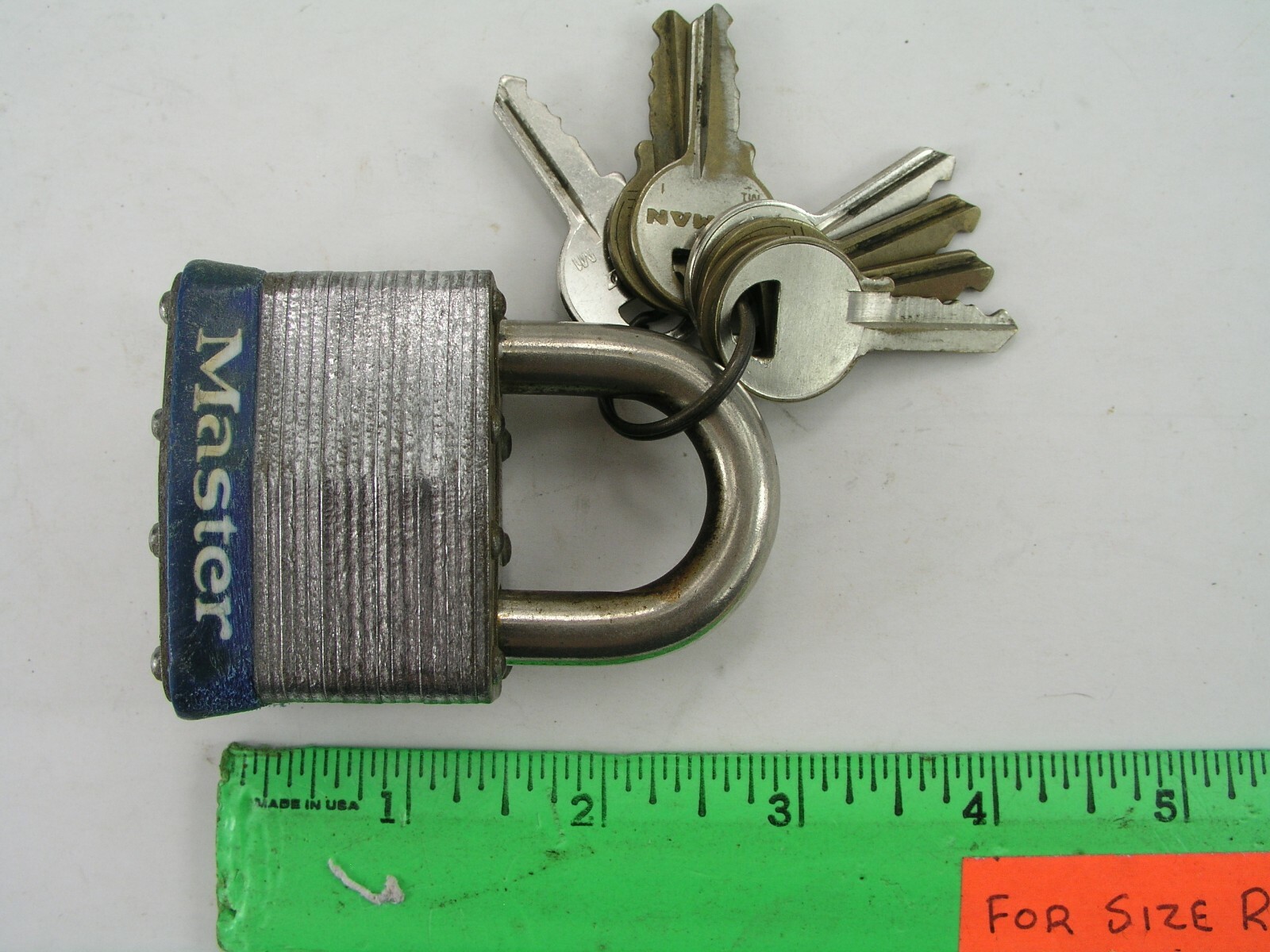 Padlock, Masterlock #5 with 7 keys Blue Master Lock