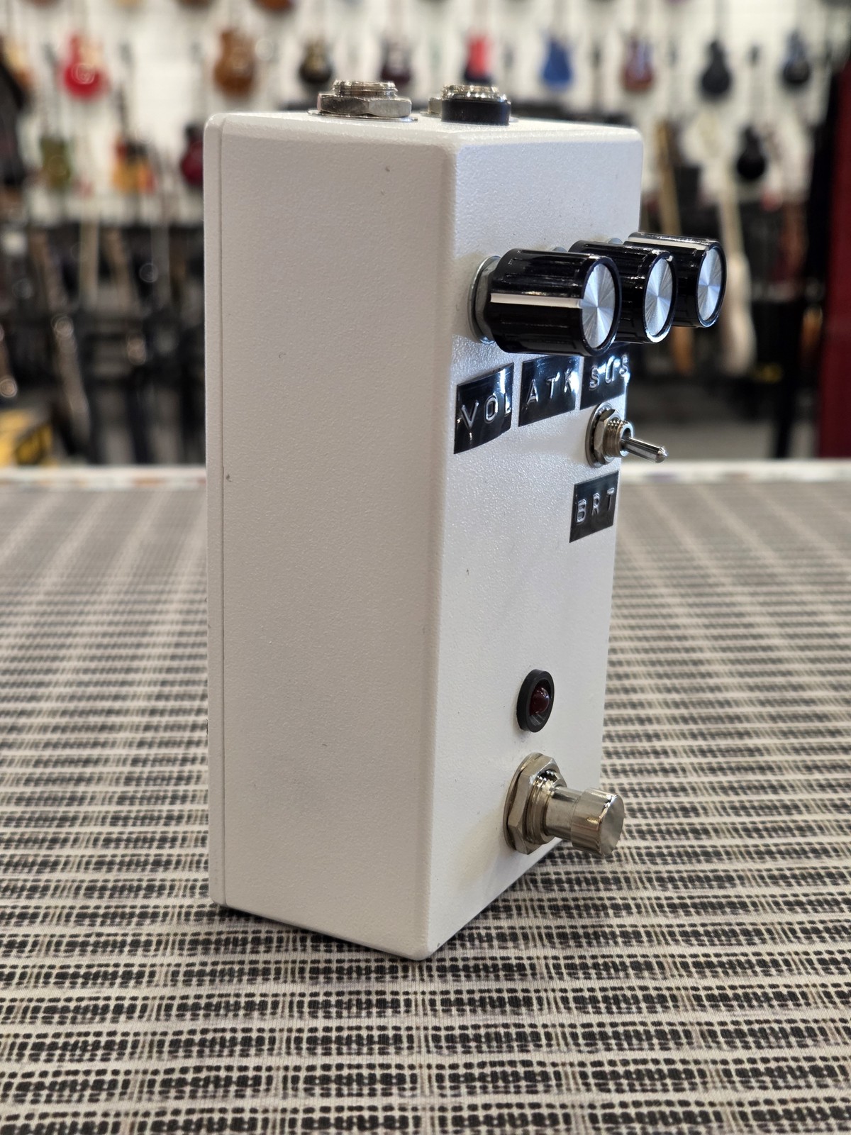 Excellent Generic Compressor Effects Pedal