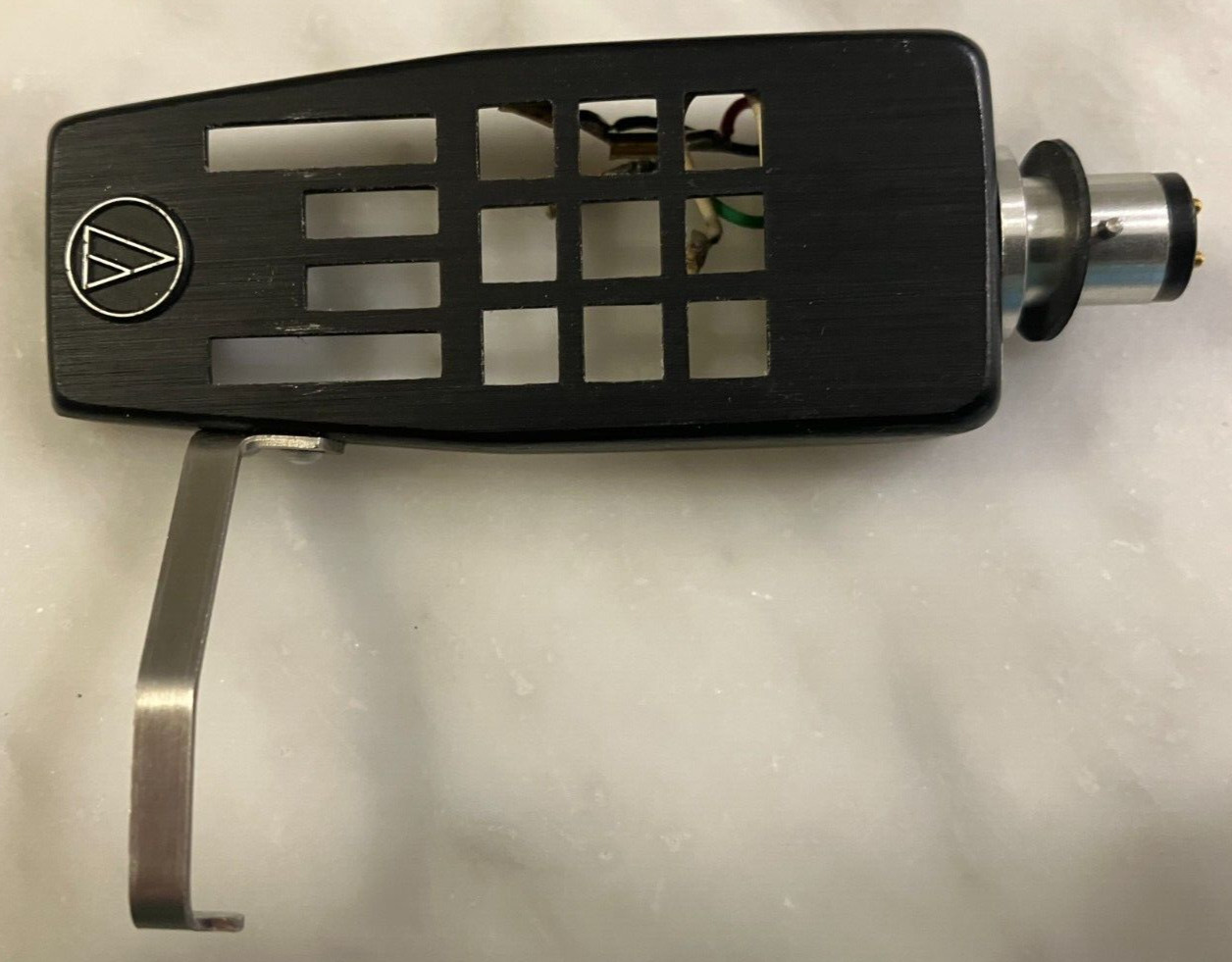 AUDIO TECHNICA AT-S UNIVERSAL HEAD SHELL HEADSHELL IN ITS ORIGINAL BOX .