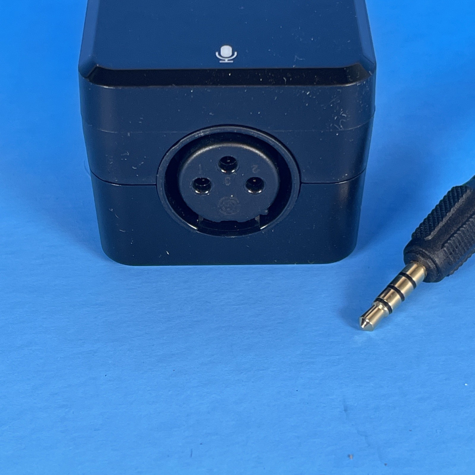 TC Helicon GO VOCAL Microphone Preamp for Mobile Devices
