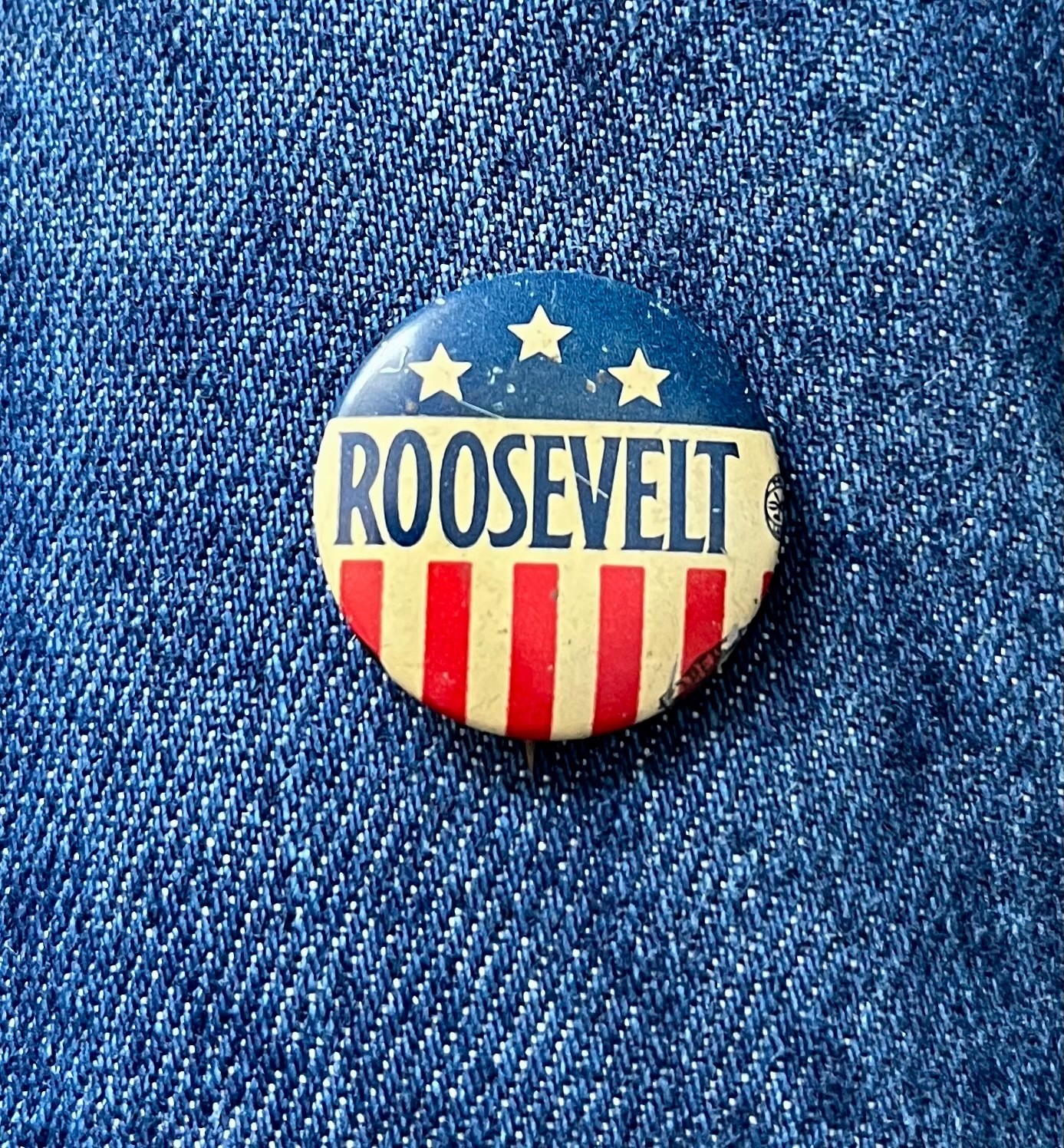 1930's  Franklin Roosevelt For President 1" Litho Hake #2099
