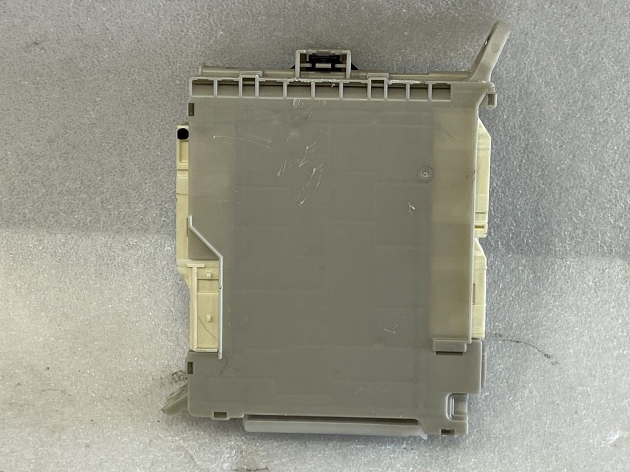 2014 2015 LEXUS GS350 BODY MULTIPLEX CONTROL MODULE 89221-30320