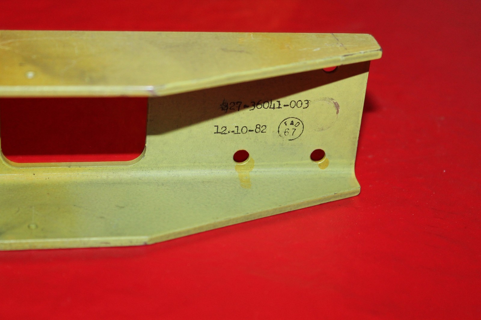 Aircraft Support 27-36042-900