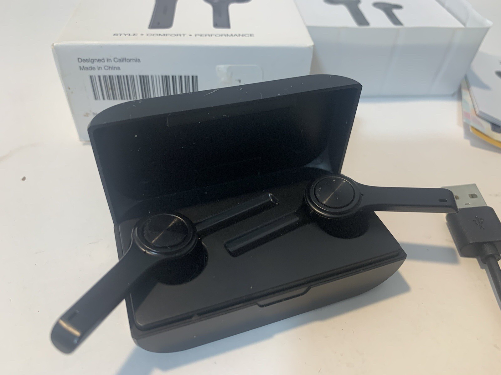 Tt000082 Vi-lux Model, Black In-Ear Headset Openbox