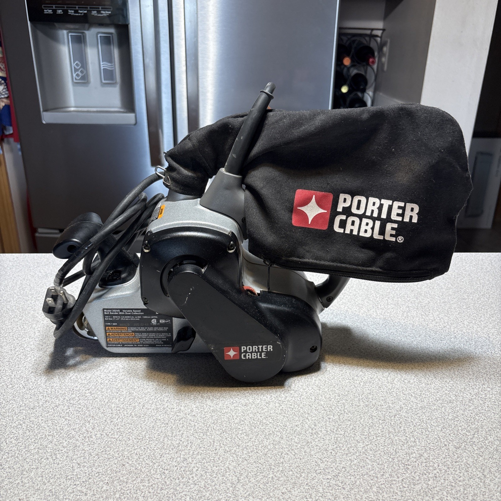 Porter Cable 352vs variable speed belt sander 3"x21" with bag